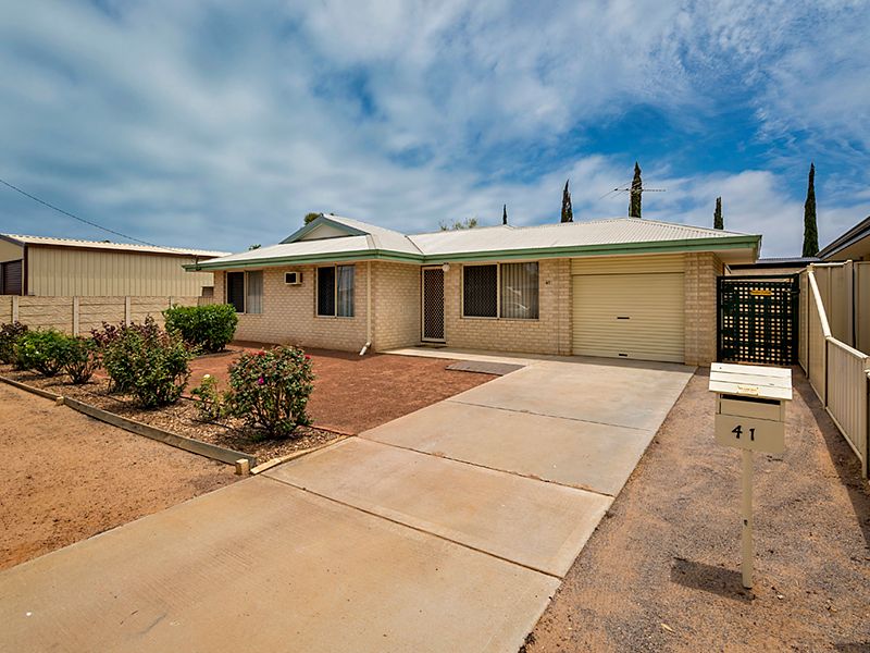 41A Crowtherton Street, Bluff Point, WA 6530
