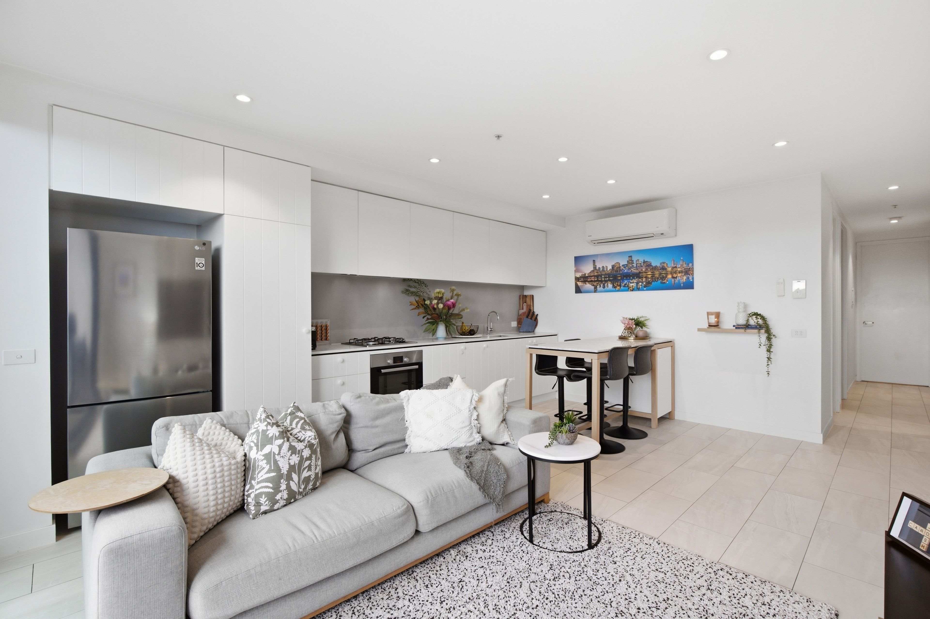201/76 Barkly Street — photo 5 of 17