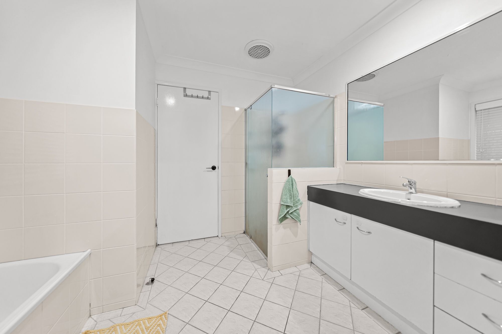 37 Ackama Street — photo 14 of 24