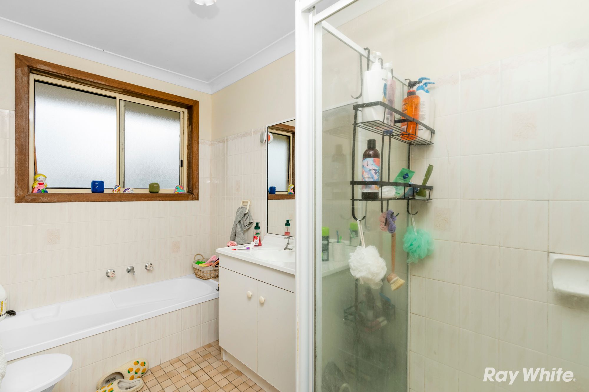 4/5 Travers Street — photo 7 of 9