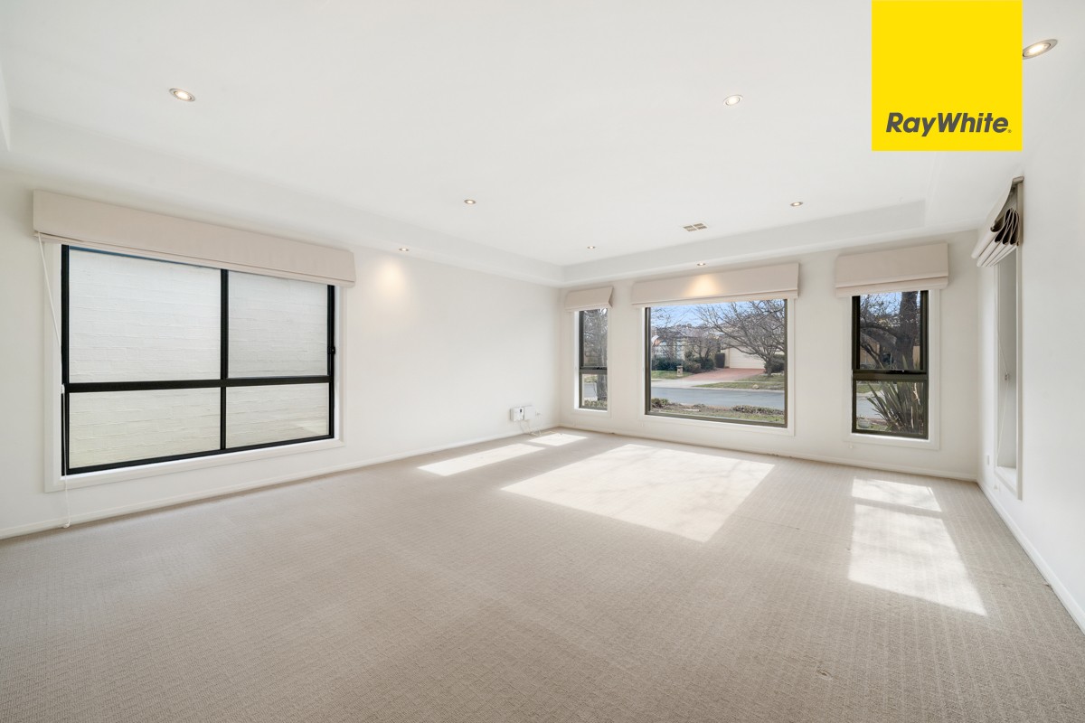 40 Mary Kitson Street, Watson, ACT 2602