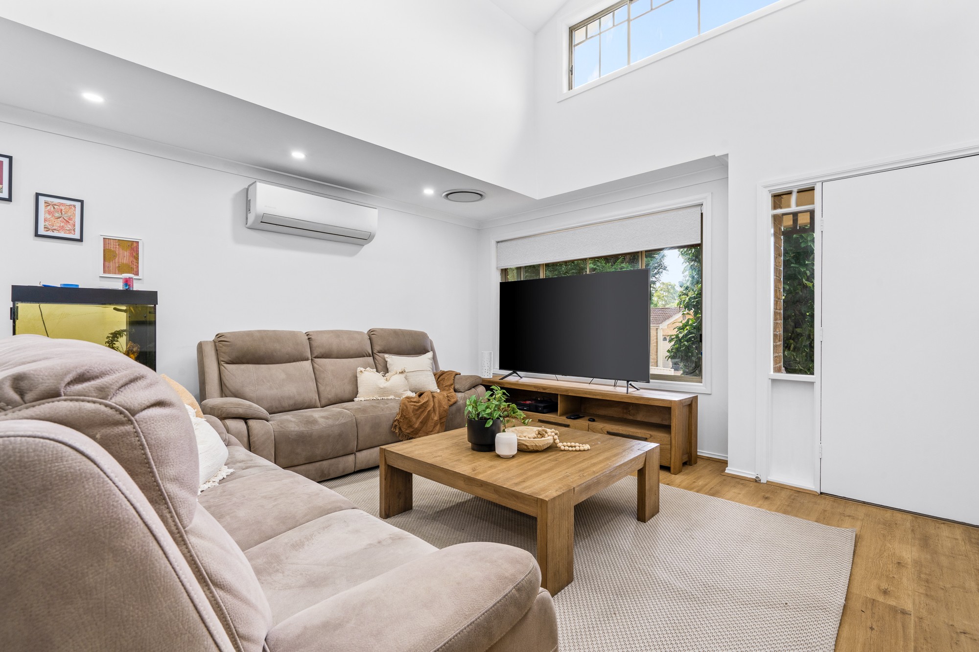 4 Mazari Grove, Stanhope Gardens, NSW 2768