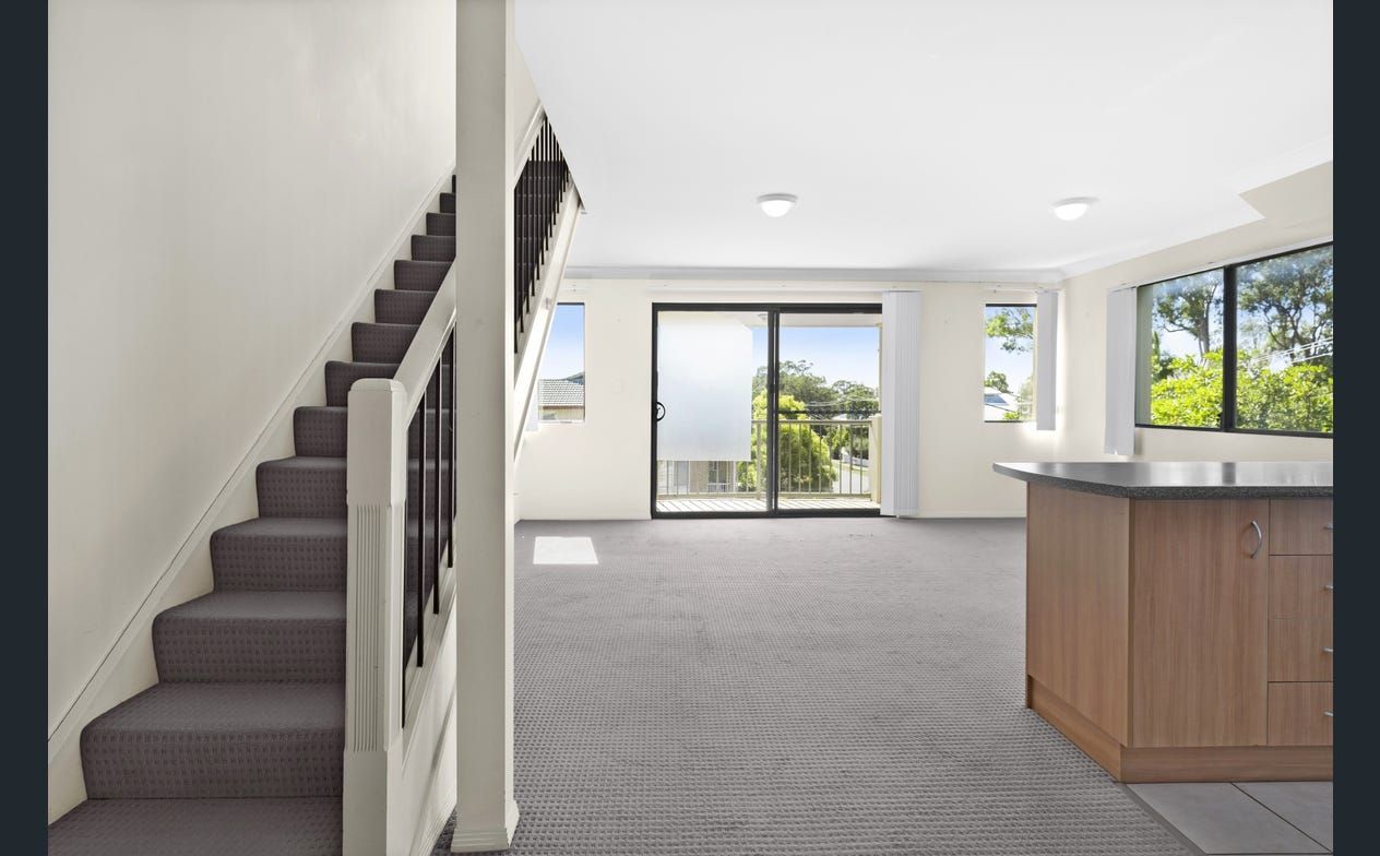24/8 Whitby Street — photo from Ray White Main Beach