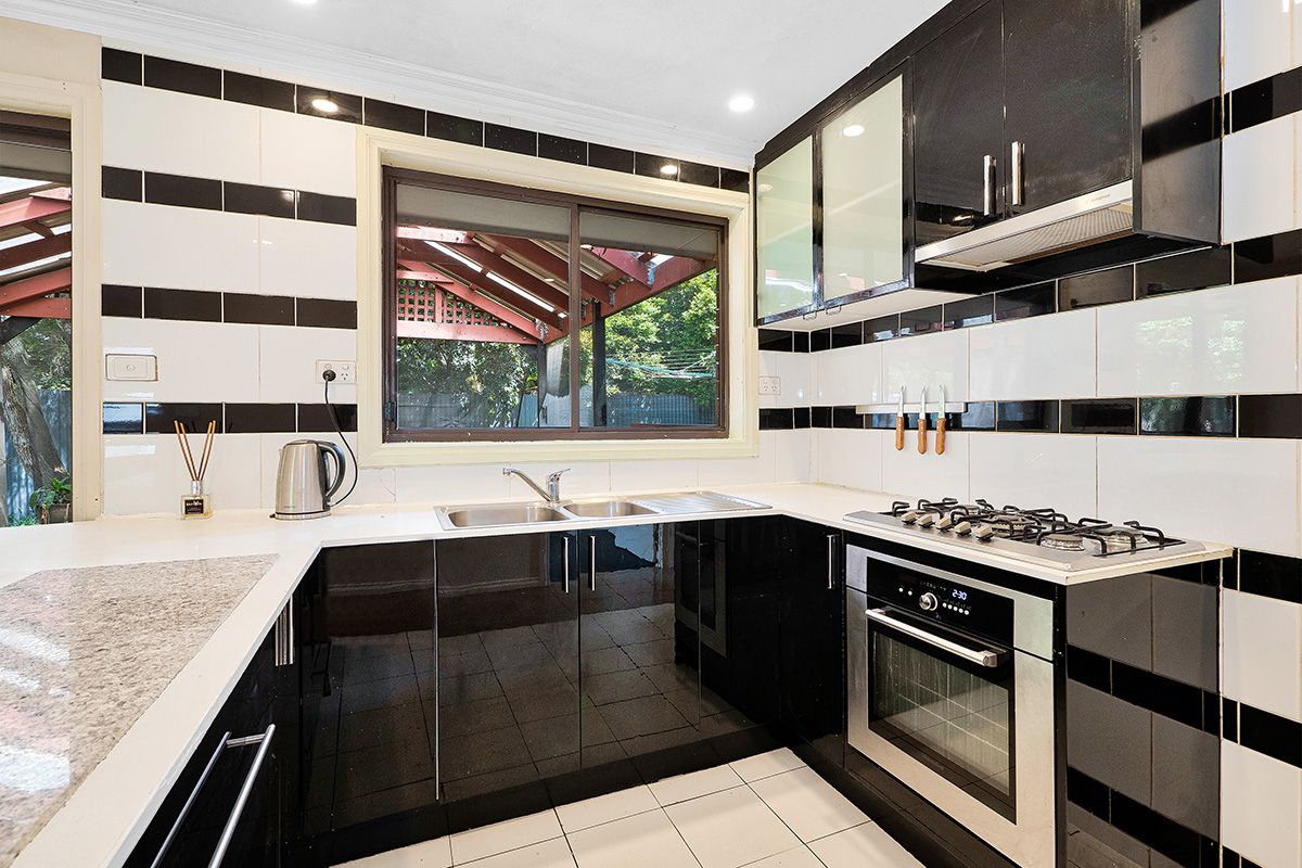 2/10 Normanby Street, Cranbourne, VIC 3977