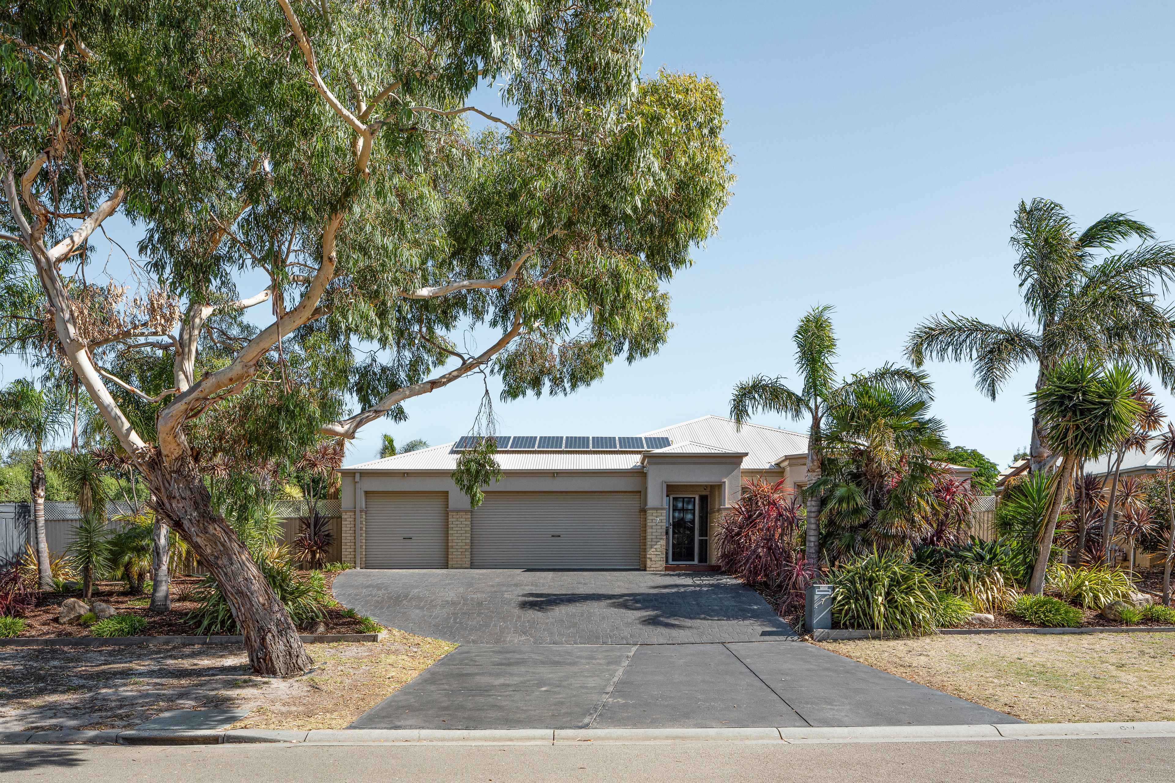 7 Ben Drive, Mornington VIC 3931