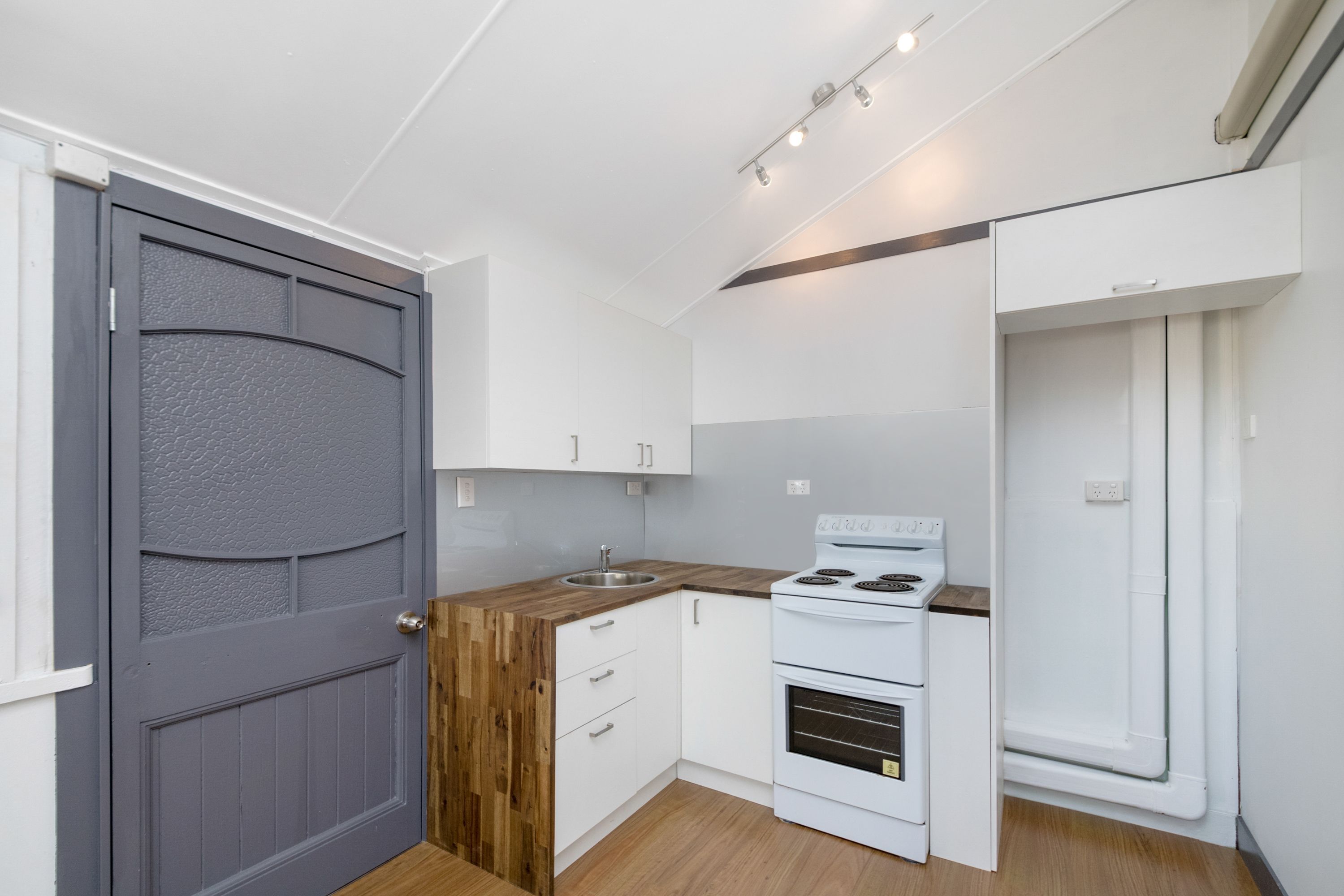 4/475 Sturt Street, Townsville City, QLD 4810