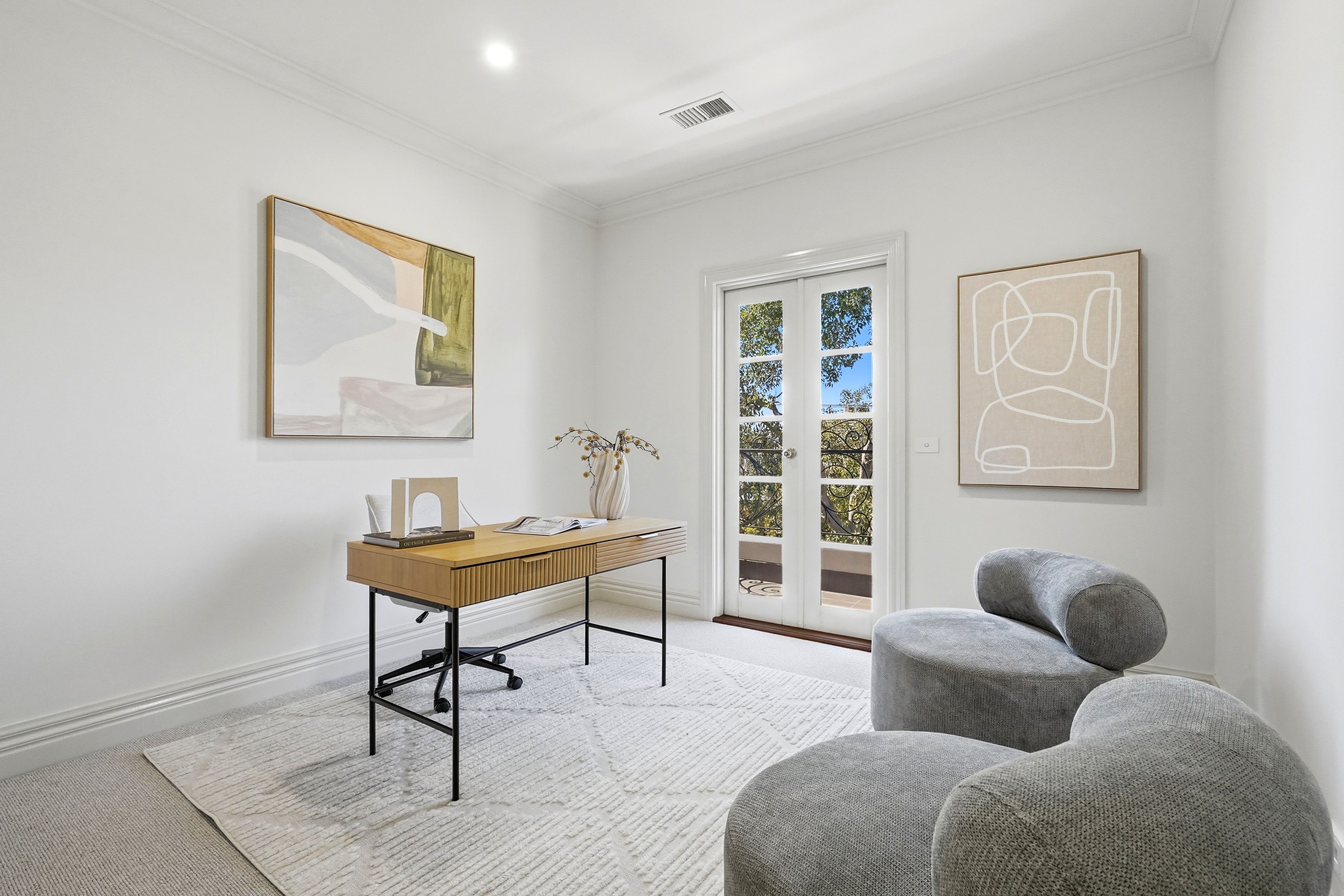 8 Acheron Avenue — photo 4 of 10