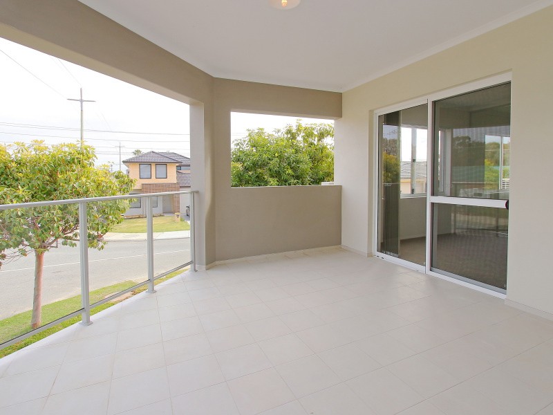 2/2 Wallace Street, Belmont, WA 6104