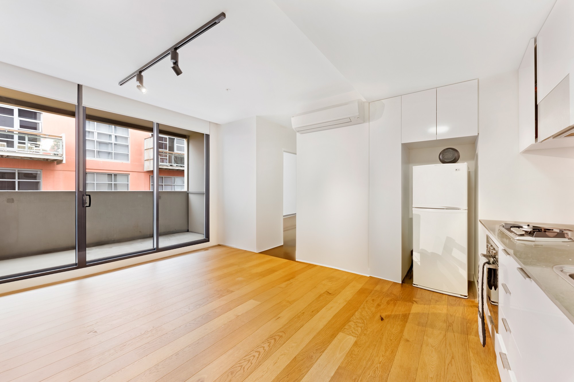 B301/10-16 Trenerry Crescent, Abbotsford, VIC 3067