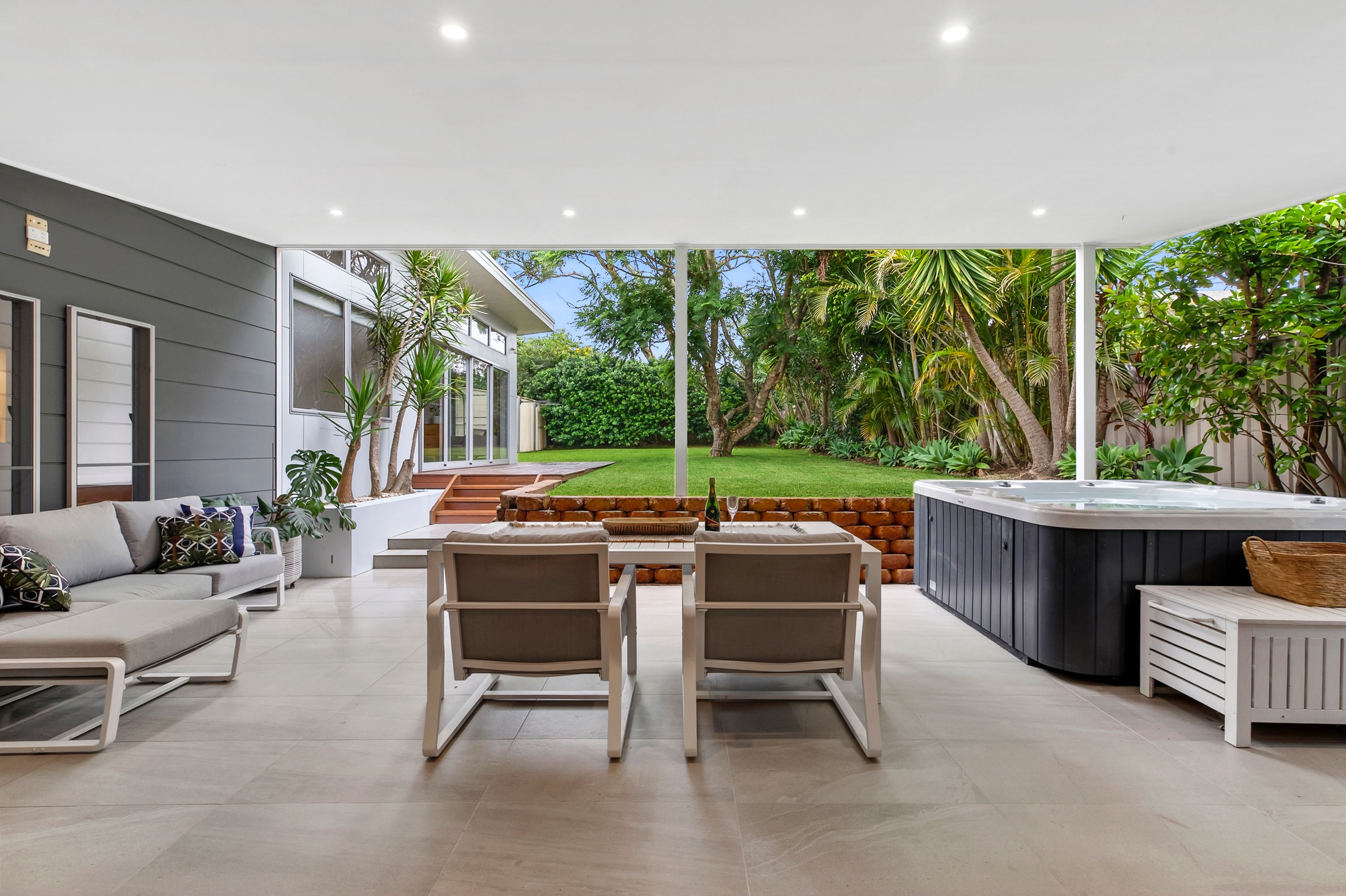 17 Myrtle Street, Loftus NSW 2232