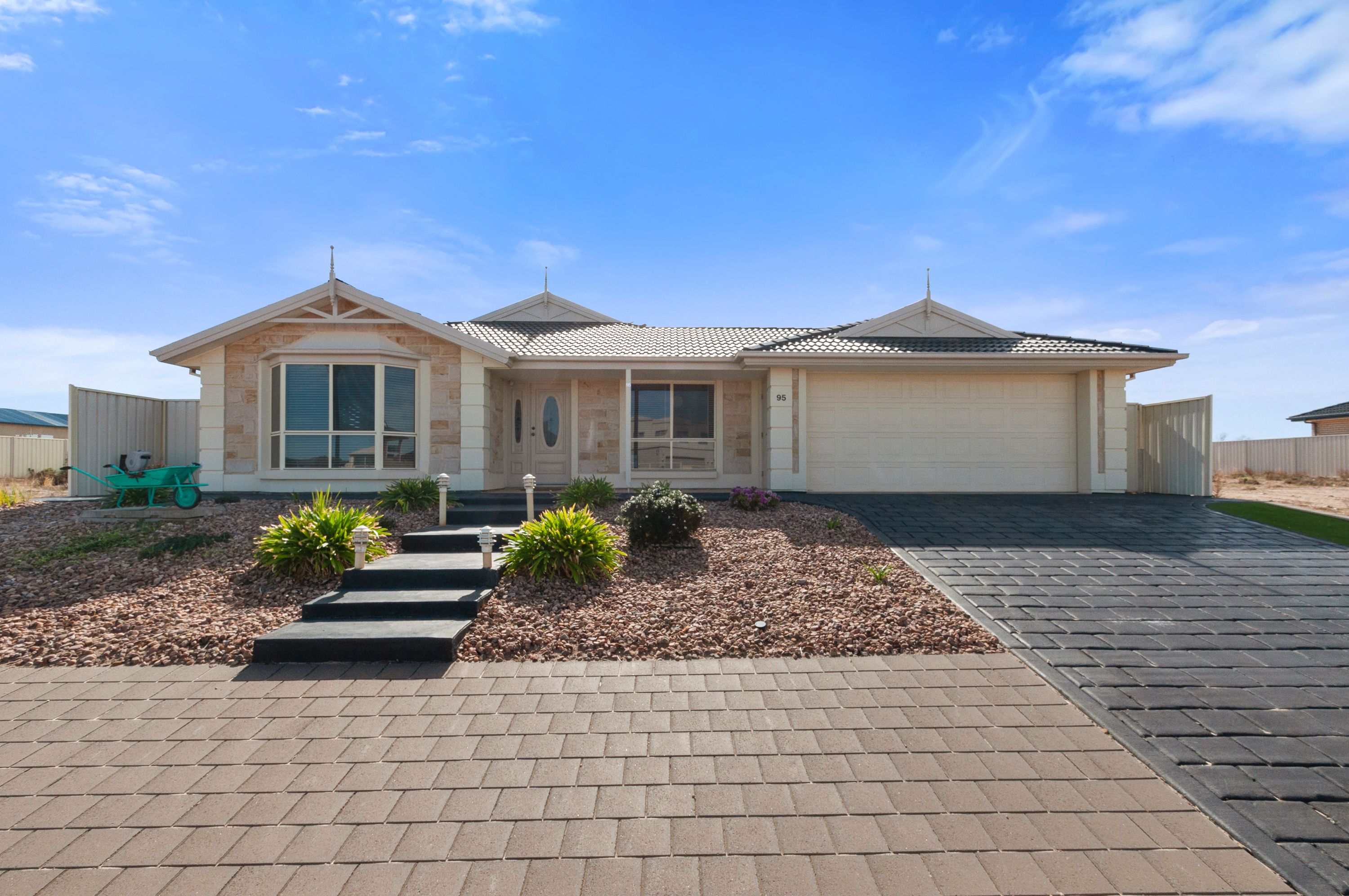 95 Pommern Way, Wallaroo, SA 5556