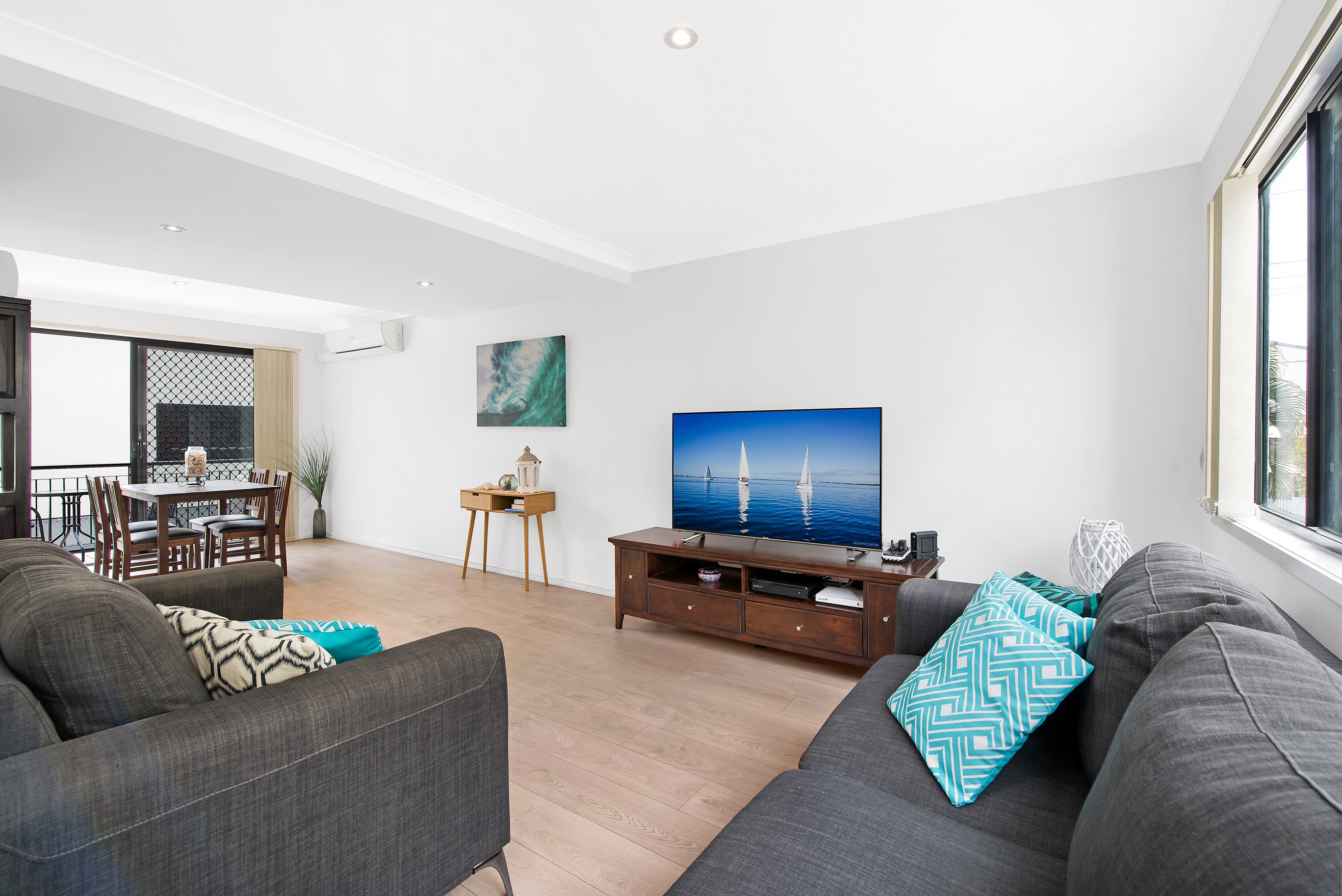 2/16-18 Georgina Street, Woody Point, QLD 4019