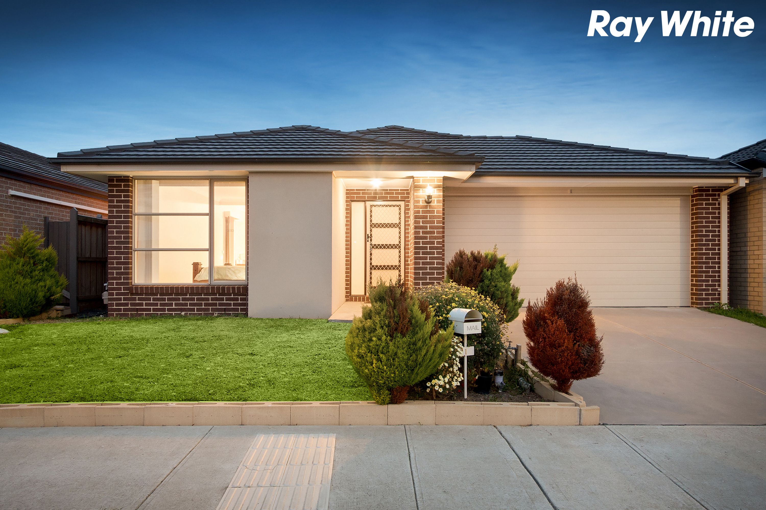 1 Longmeadow Road, Officer, VIC 3809