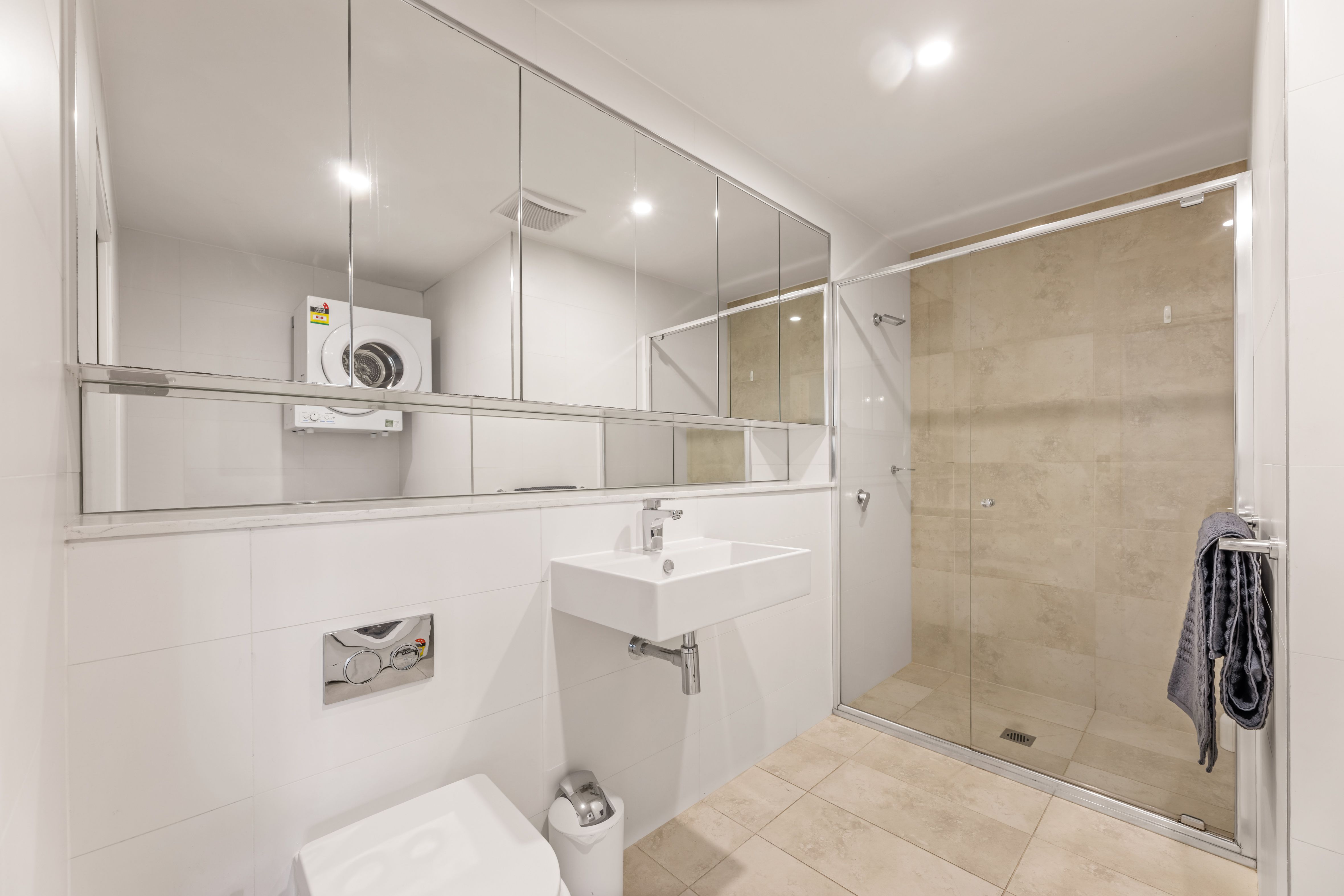 303/22 Banksia Road — photo 3 of 7