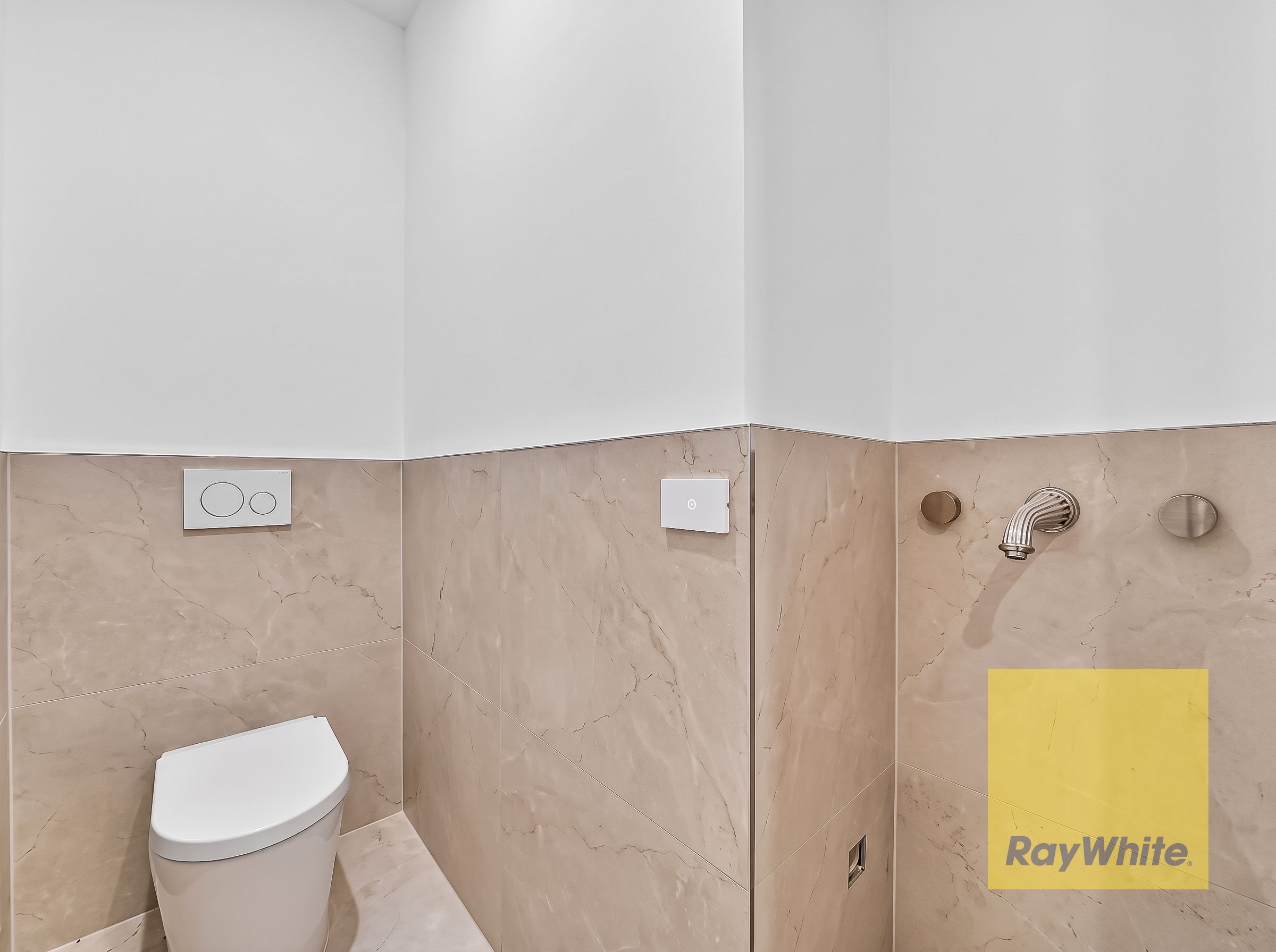 10 Cormac Way — photo 7 of 29