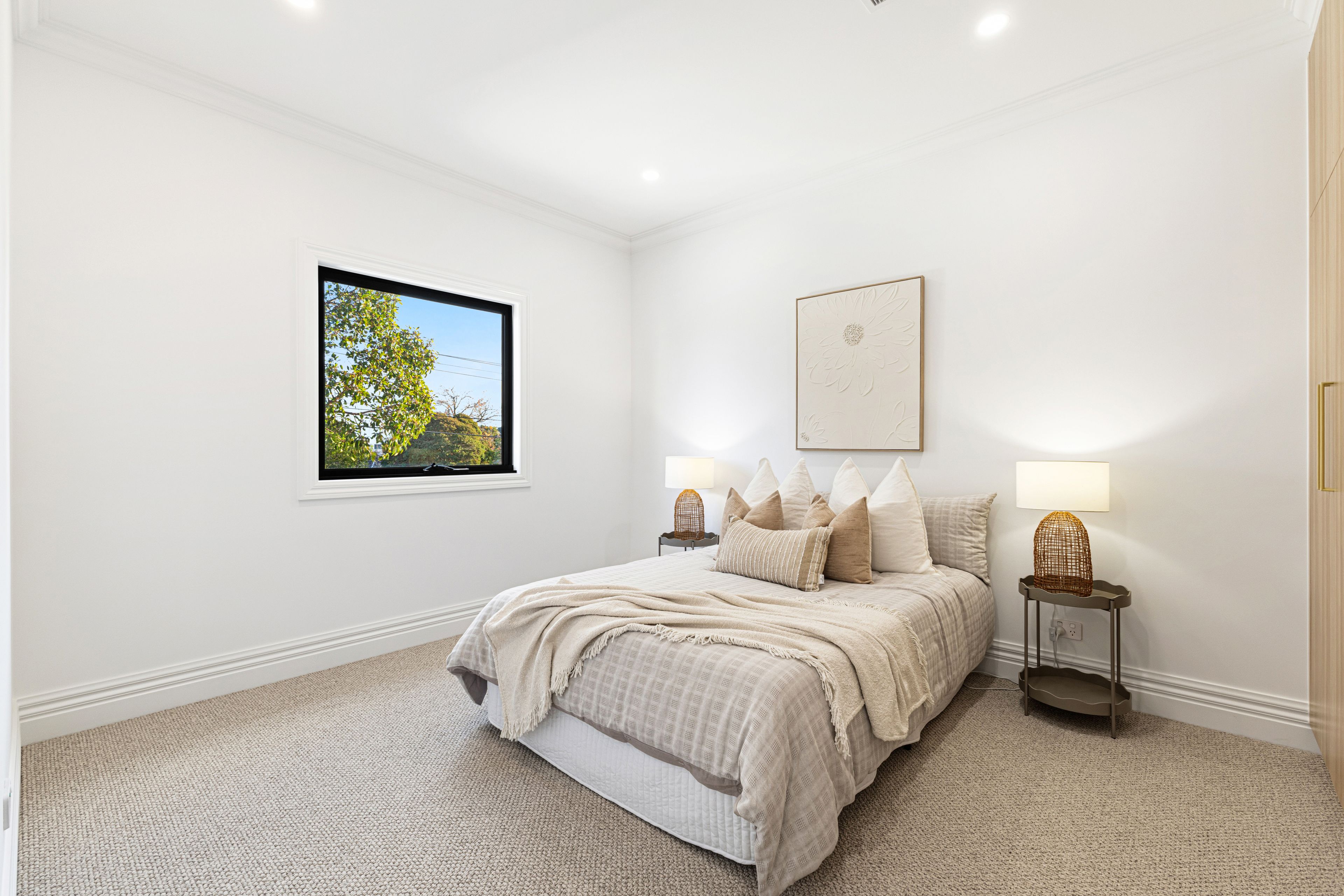 91A Winmalee Drive — photo 11 of 19