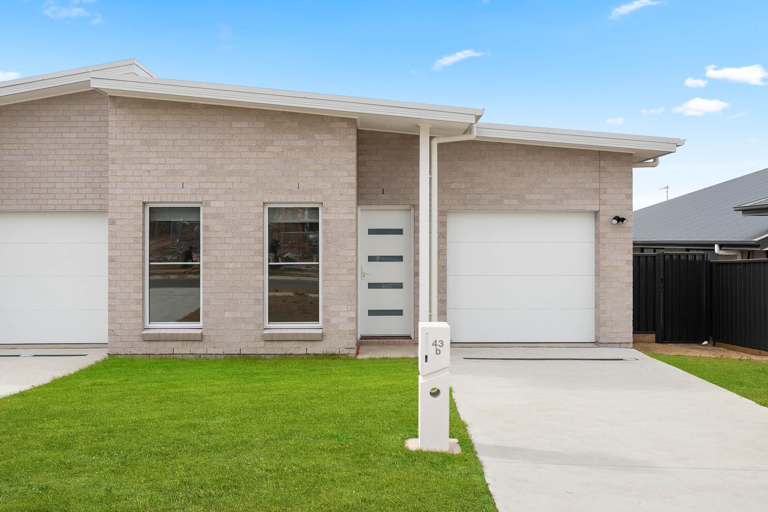43b Indian Avenue — photo from Ray White Goulburn