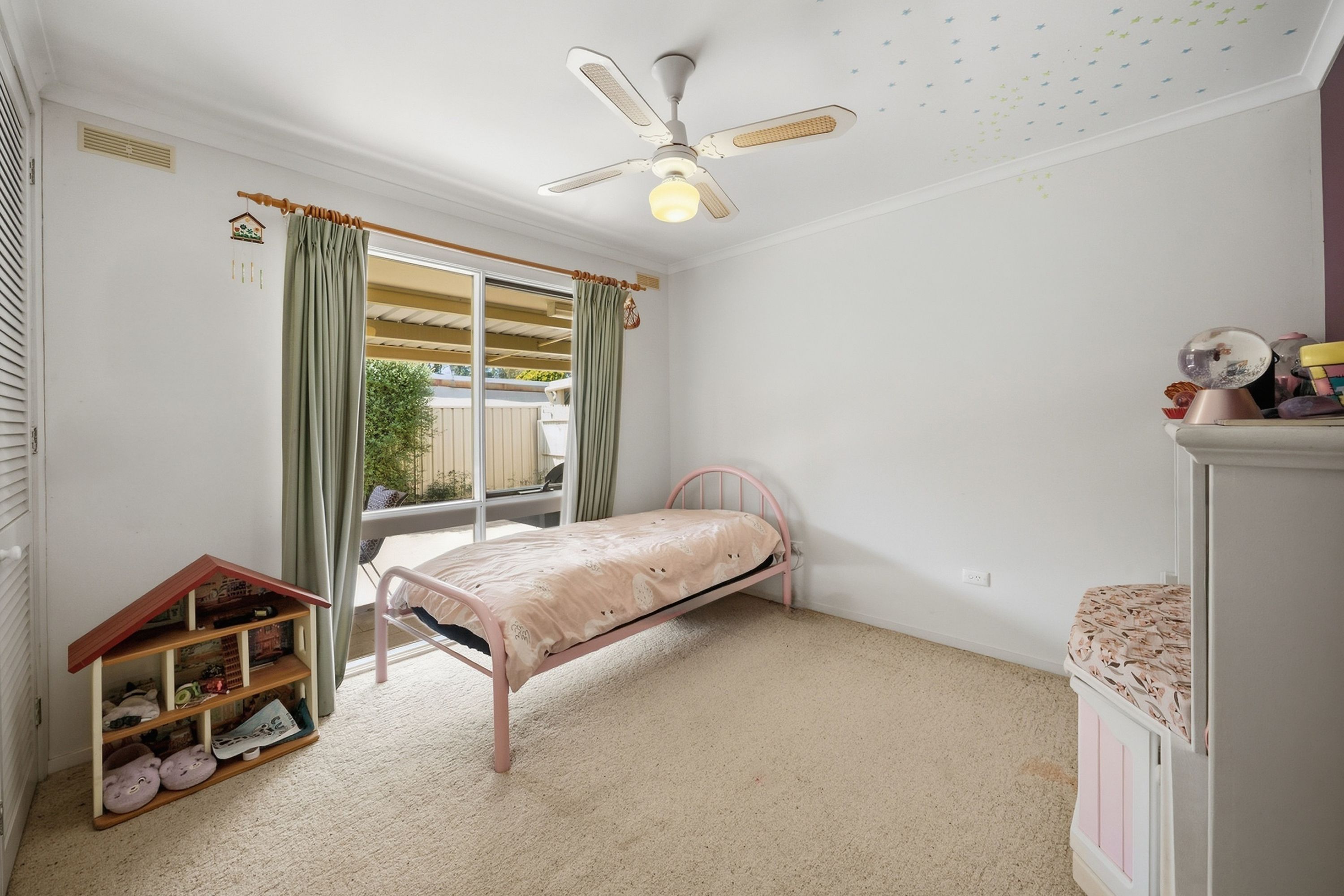 39 Stonehaven Road — photo 9 of 17