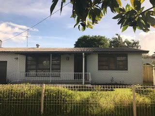 69 Broad Street, Labrador, QLD 4215