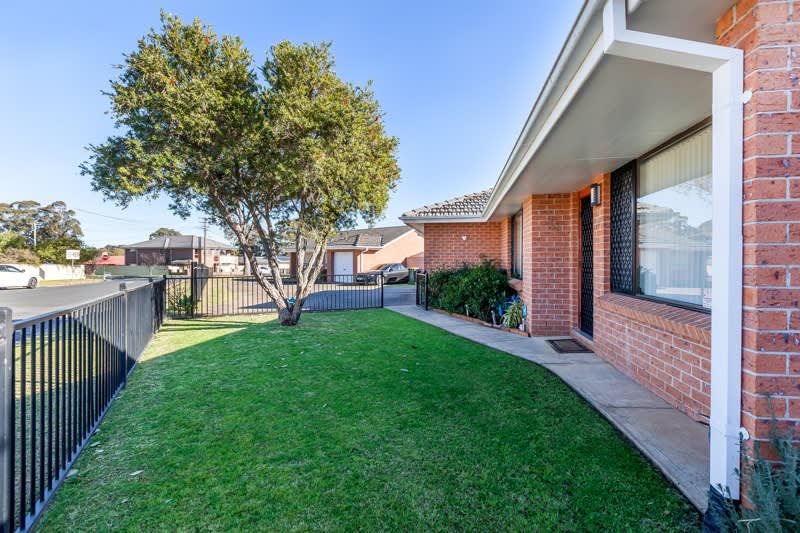 3/10 Matthews Road, Ingleburn, NSW 2565