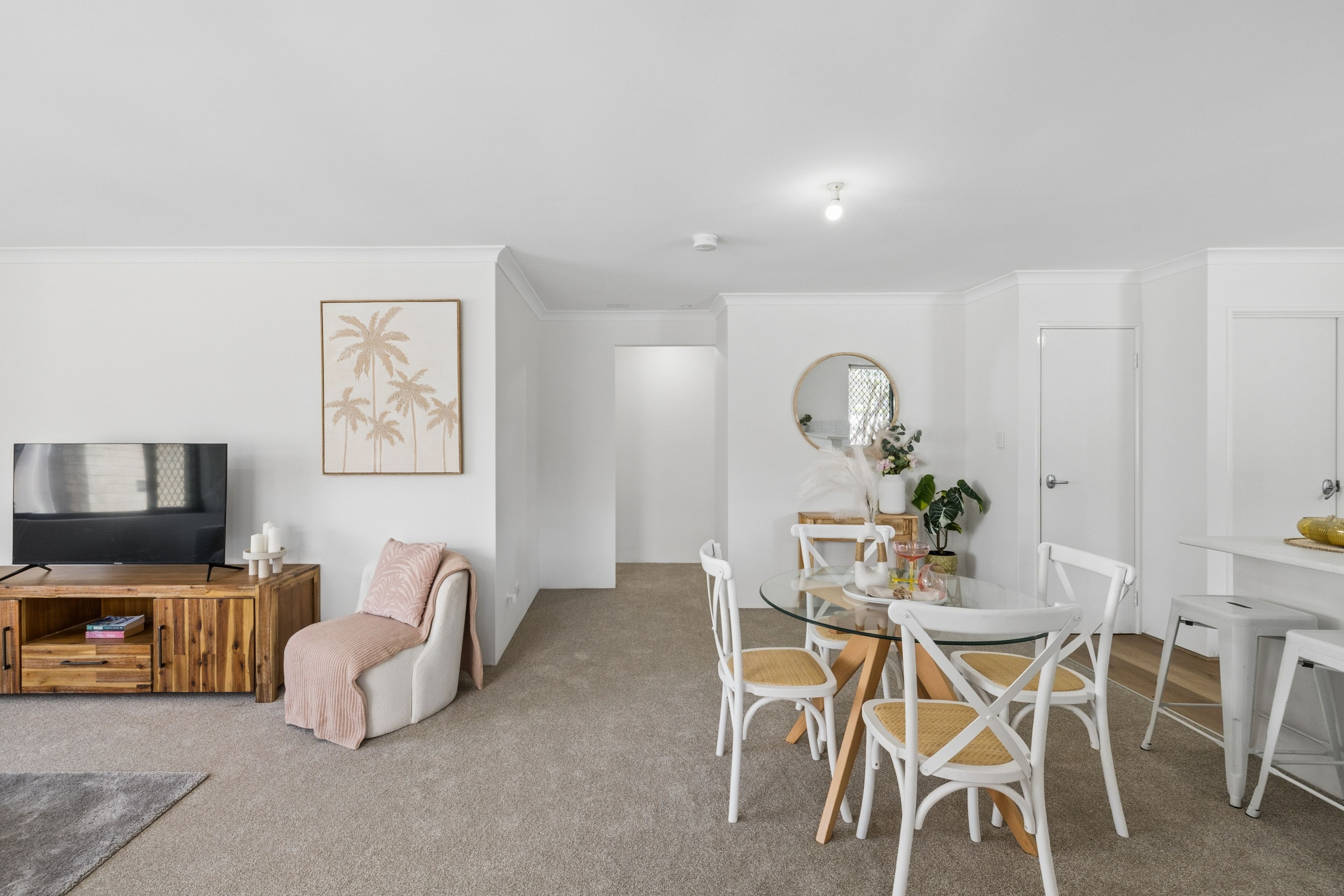 1/205-207 Sevenoaks Street — photo 11 of 28