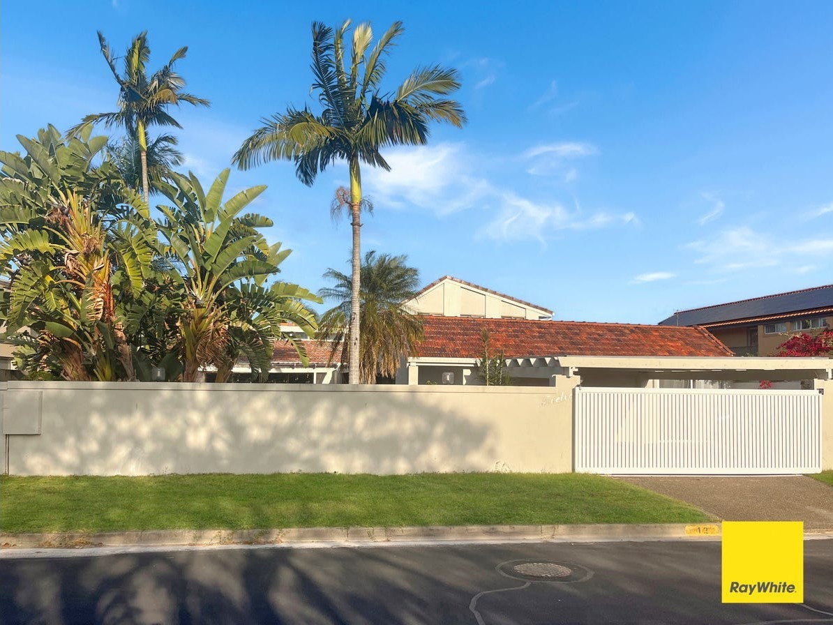 12 Emu Court, Bundall, QLD 4217