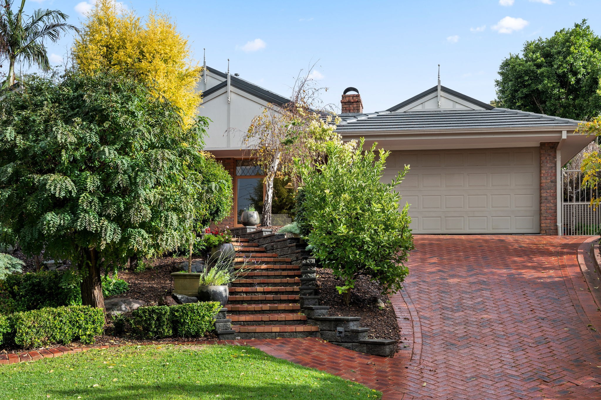 15 Skylark Close, Flagstaff Hill, SA 5159