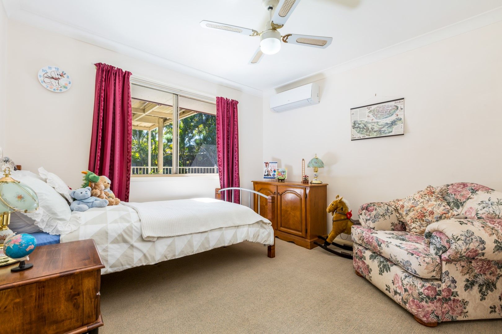 9 Diamondy Close, Forest Lake, QLD 4078