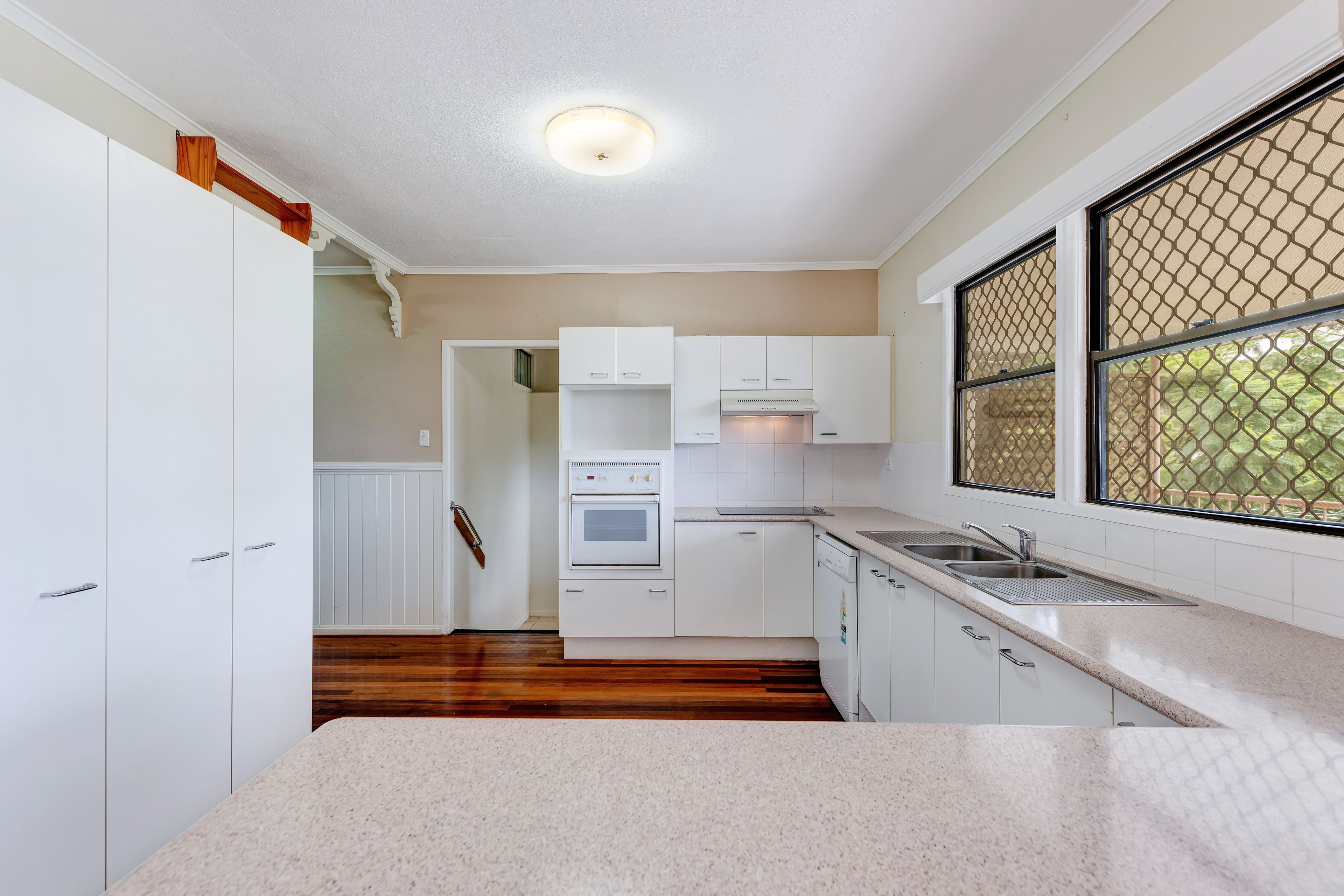 8 Dandenong Street, Burnside, QLD 4560