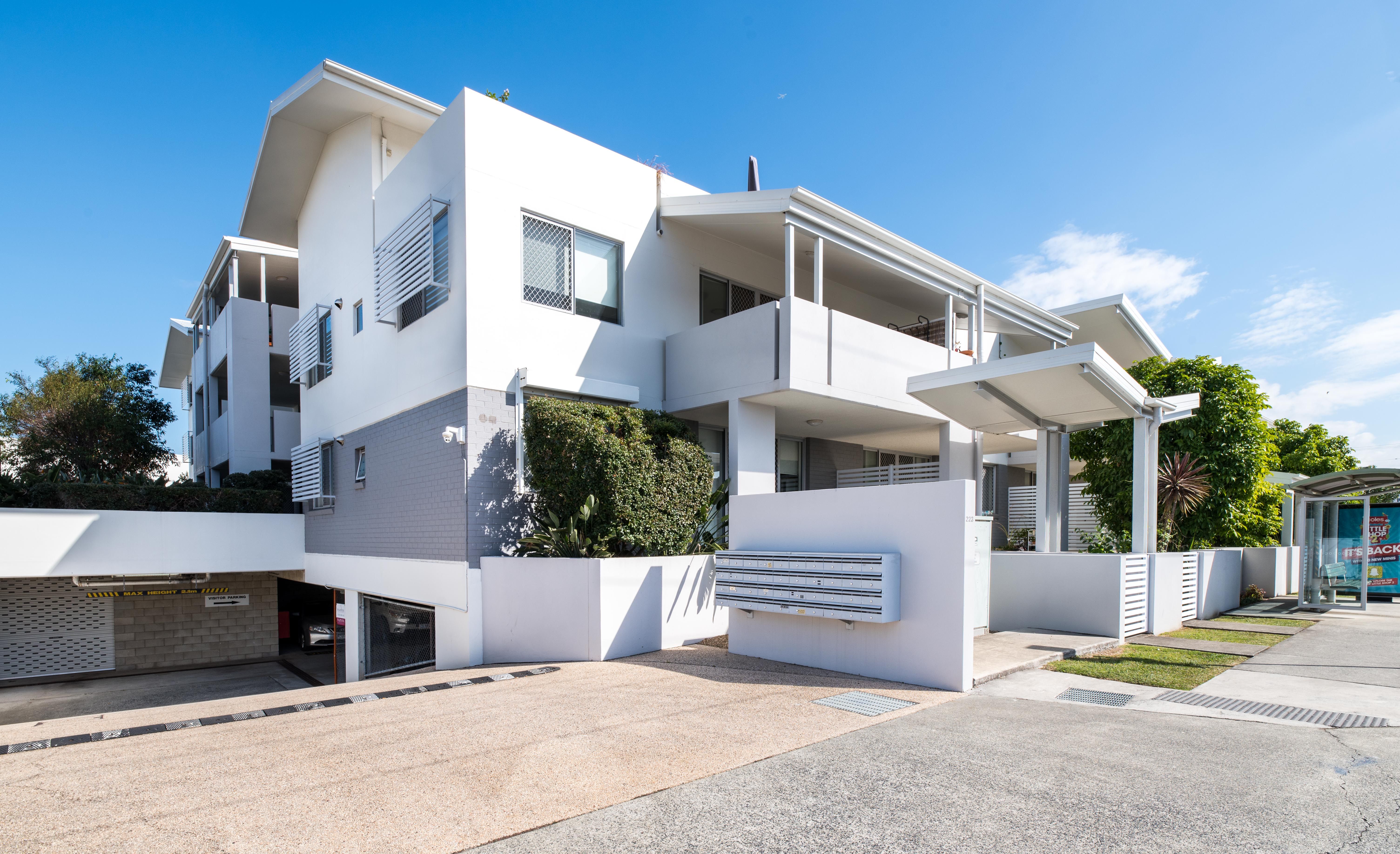 2/223 Tufnell Road, Banyo QLD 4014