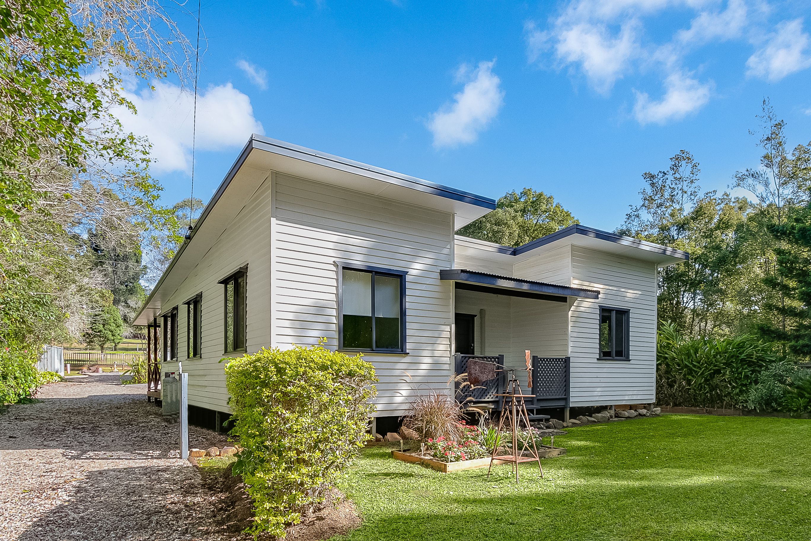 49 Upper Crystal Creek Road, Upper Crystal Creek, NSW 2484 Sold House