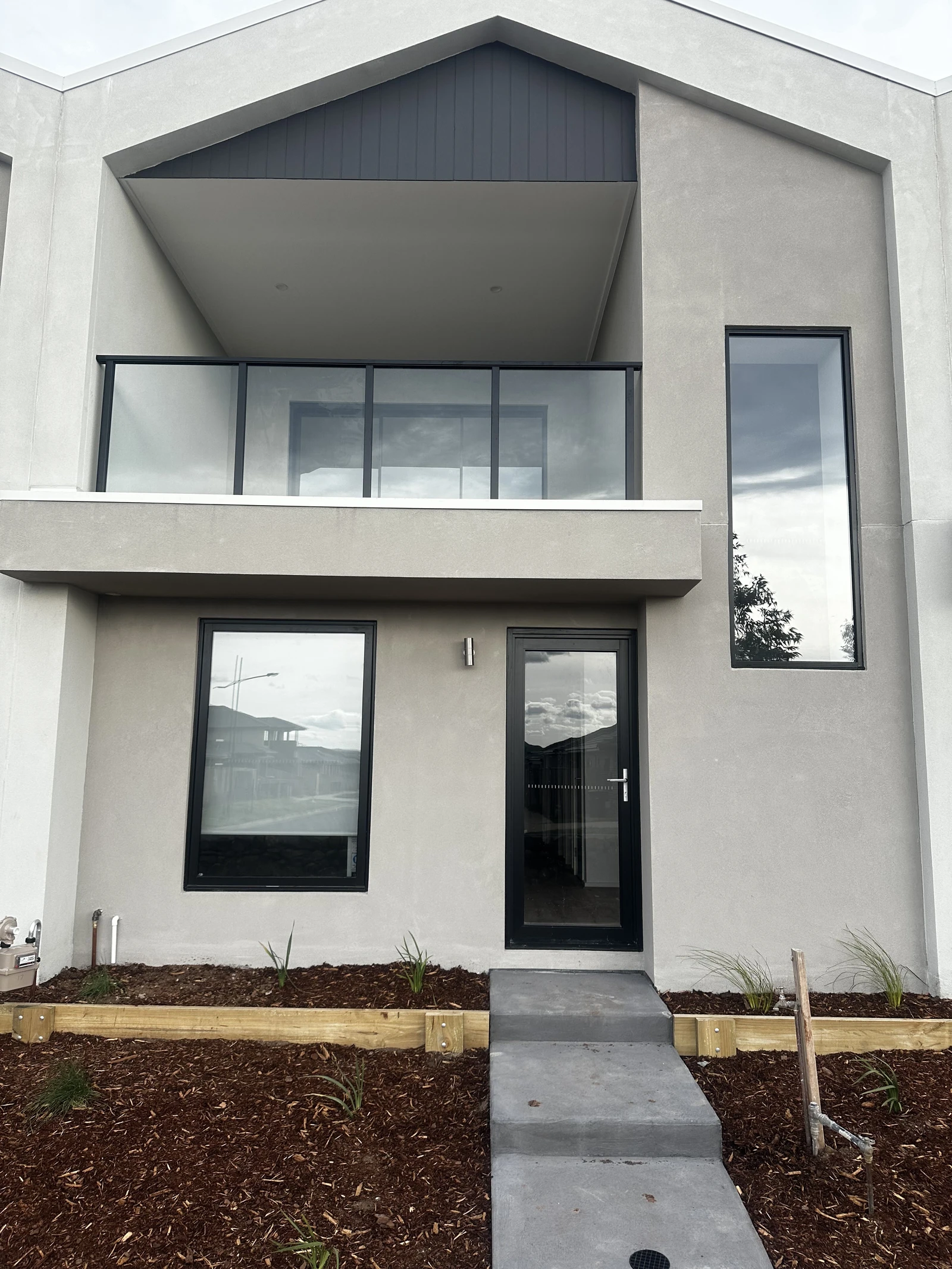 17 Capari Walk, Rockbank, VIC 3335
