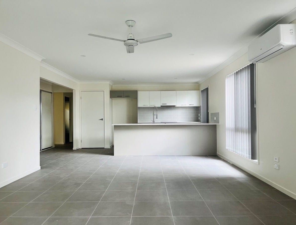 16 Macintyre Street, Holmview, QLD 4207