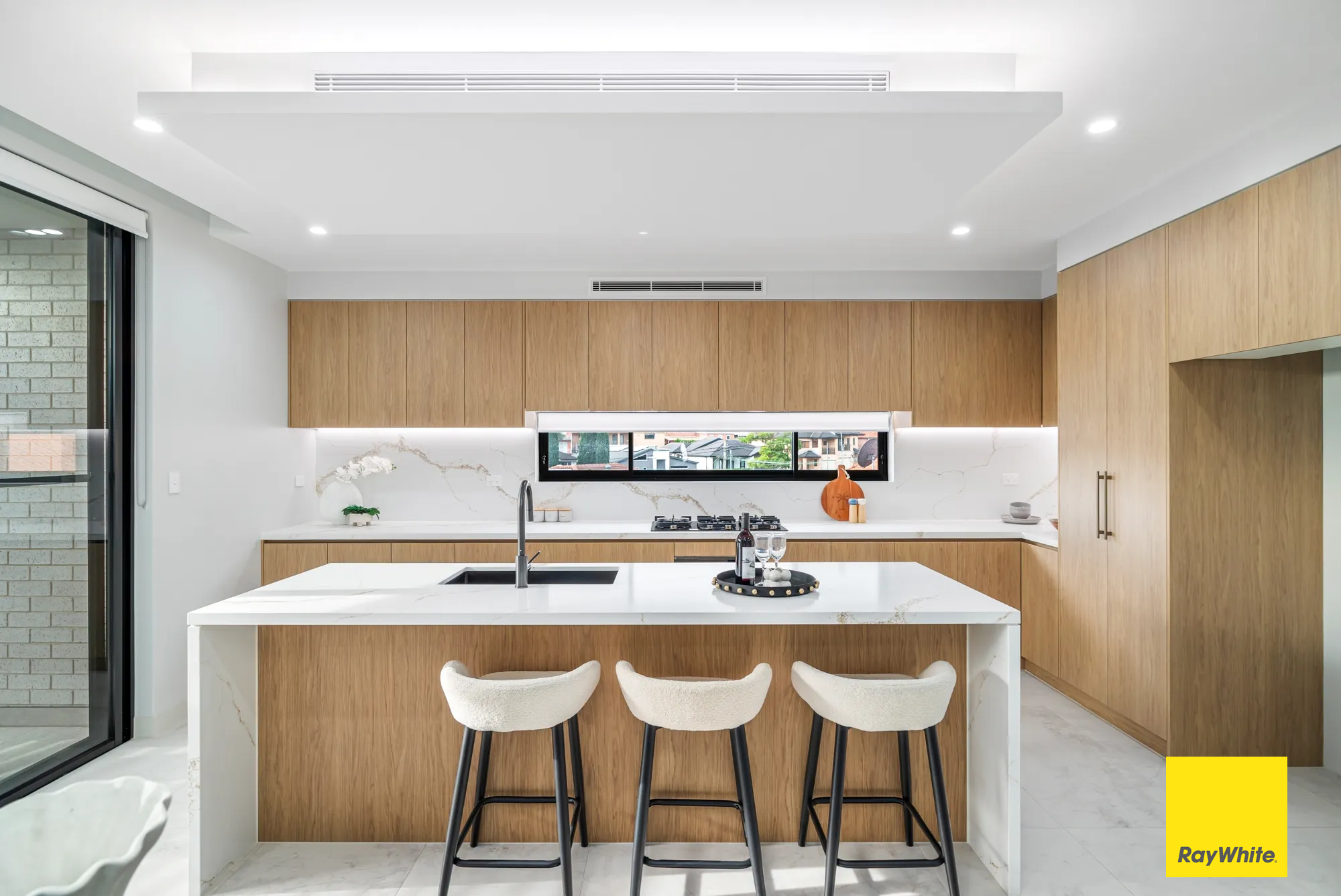 6A Lowry Street — photo 4 of 12