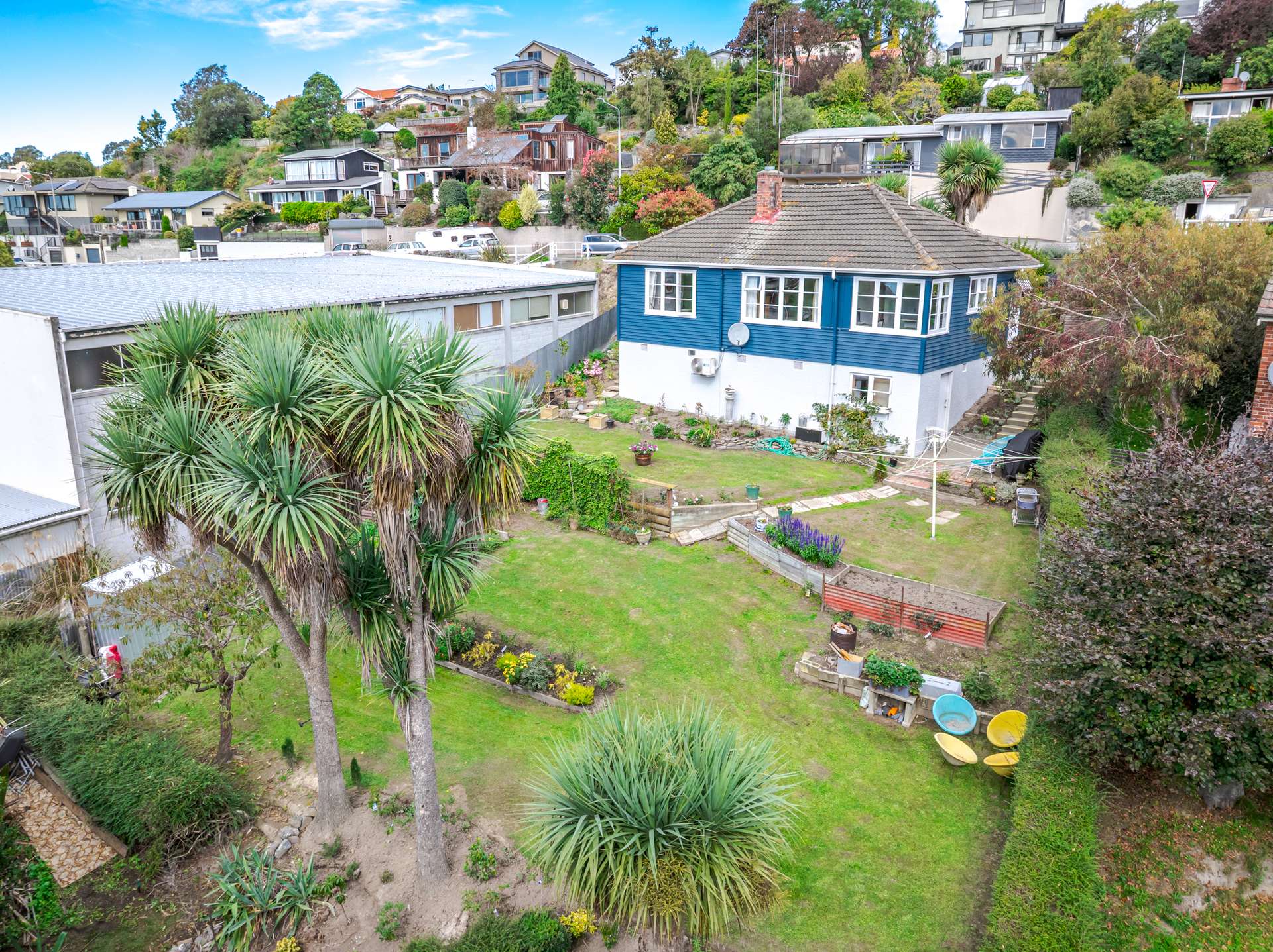 121 Douglas Street photo 25