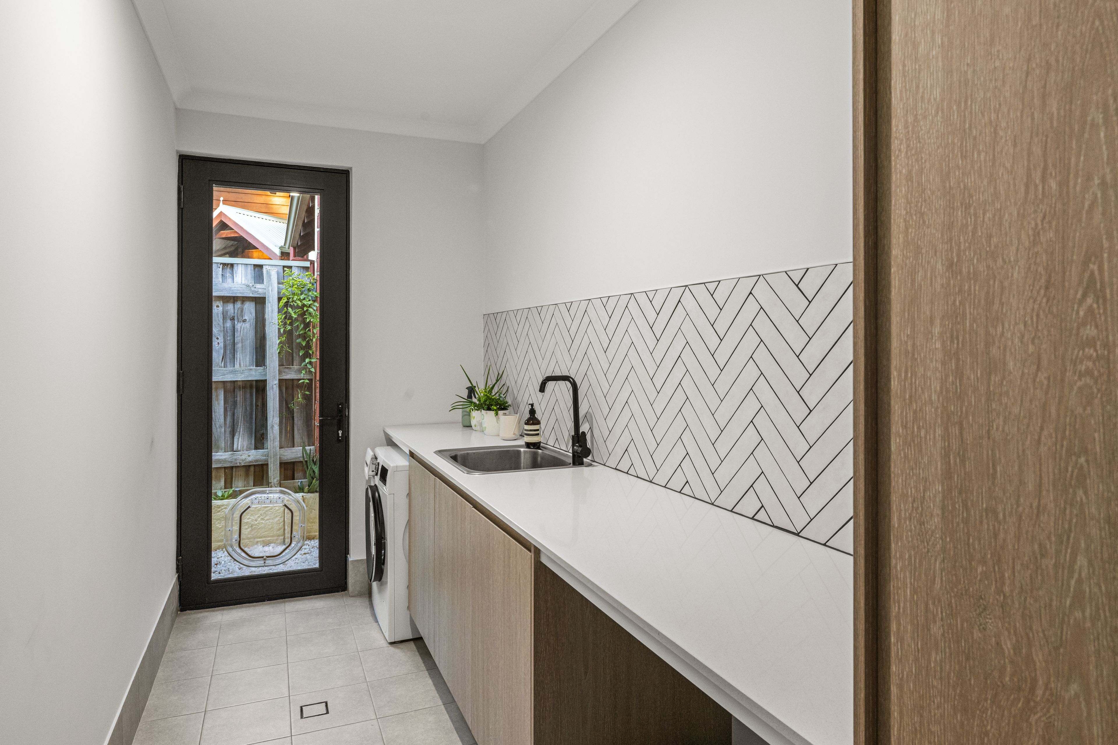 10A Onslow Street — photo 24 of 27