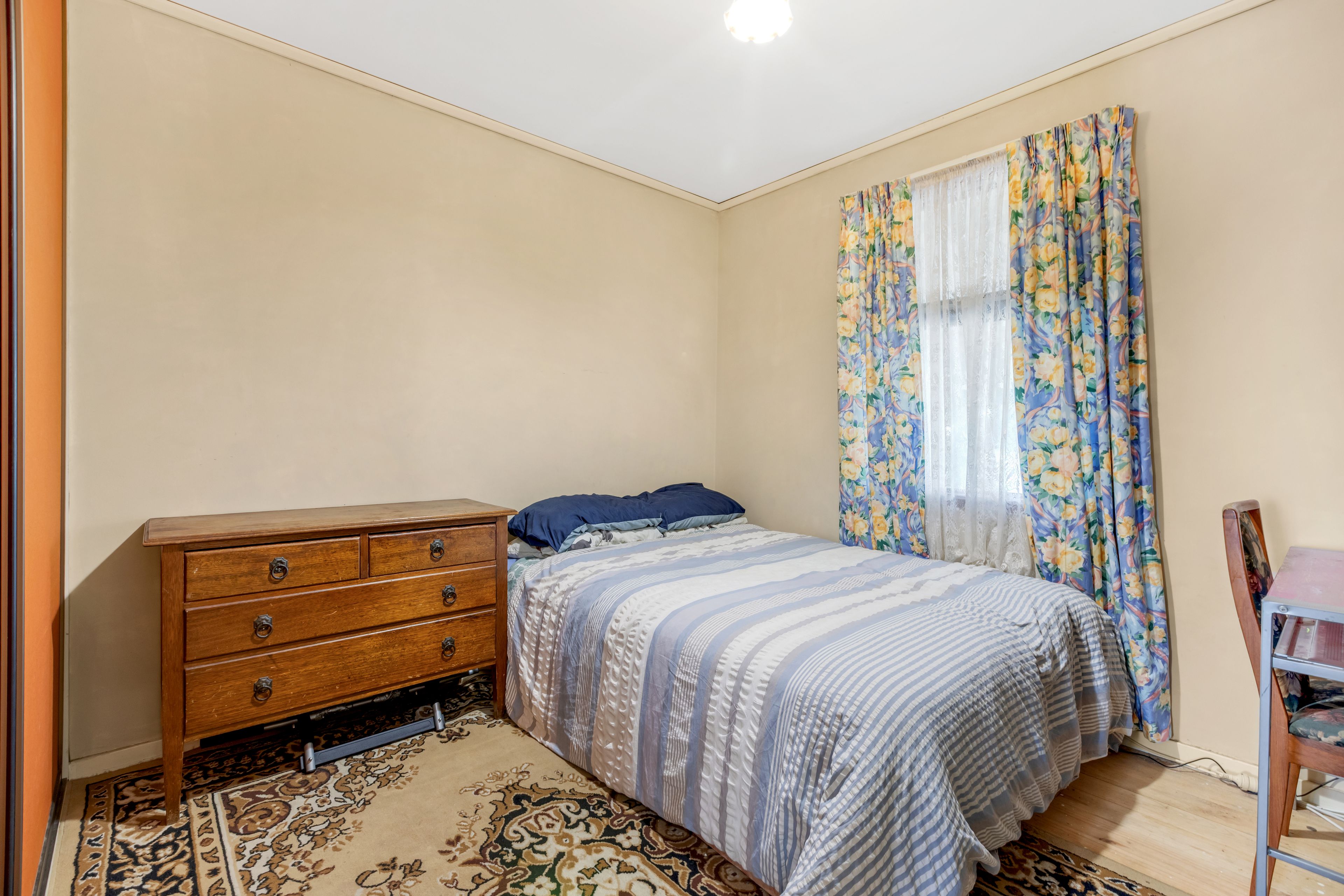 14 Haslam Crescent — photo 14 of 26