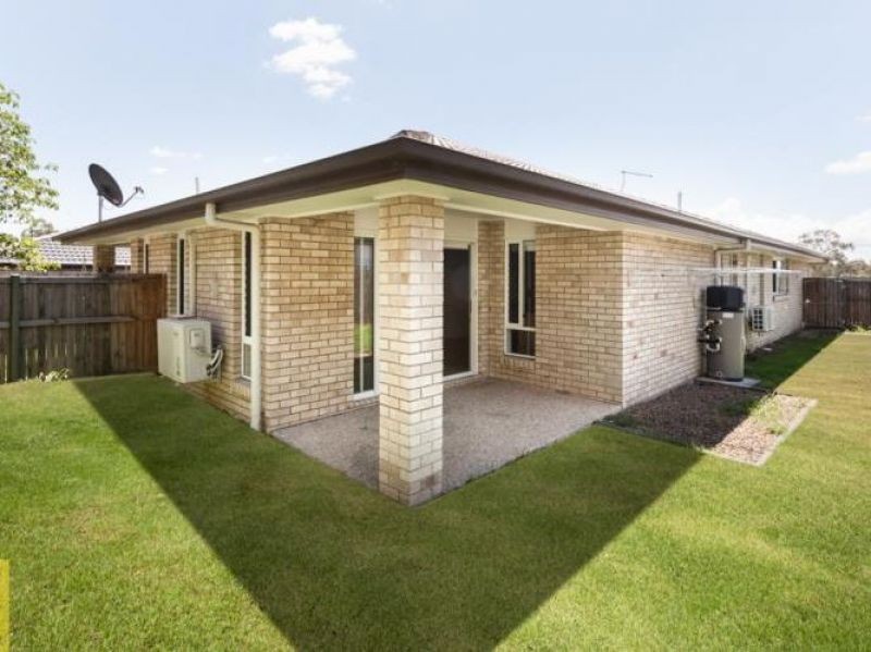 1/11 Essington Mews, Leichhardt, QLD 4305