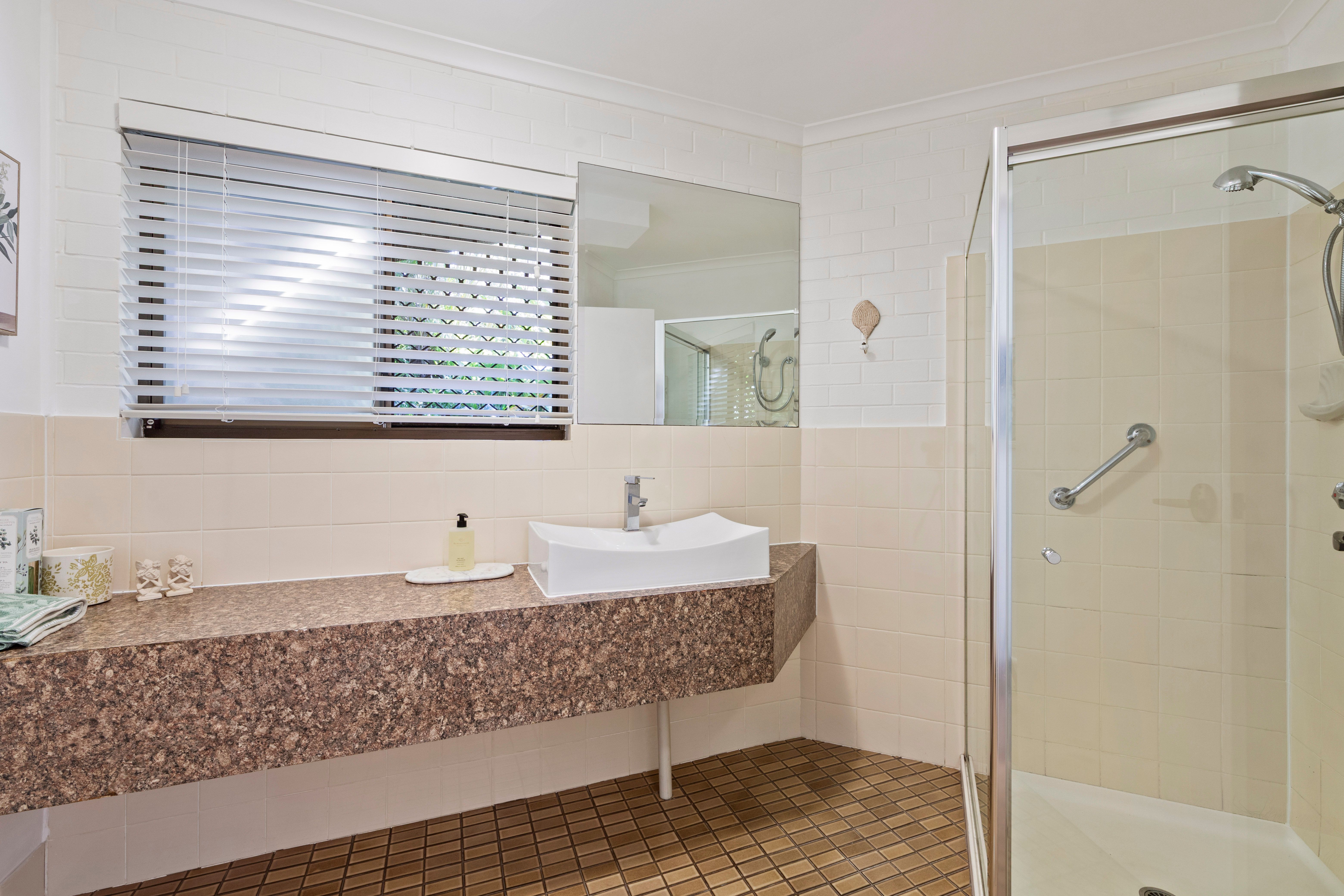 5 Witherby Crescent — photo 18 of 29