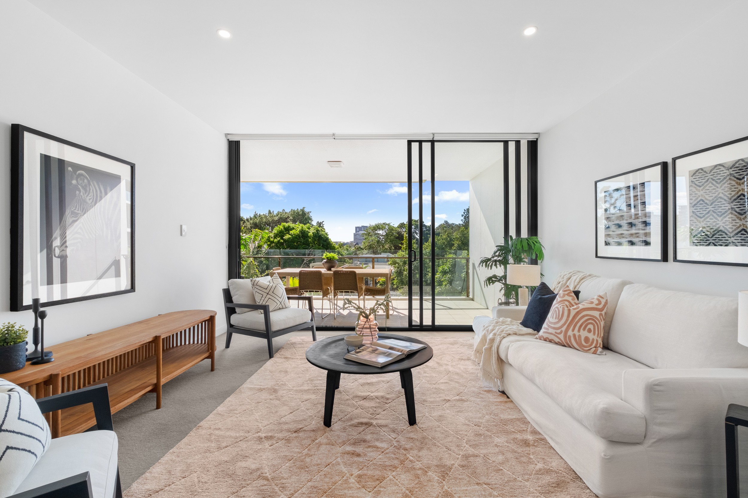 255/10 Pidgeon Close, West End, QLD 4101
