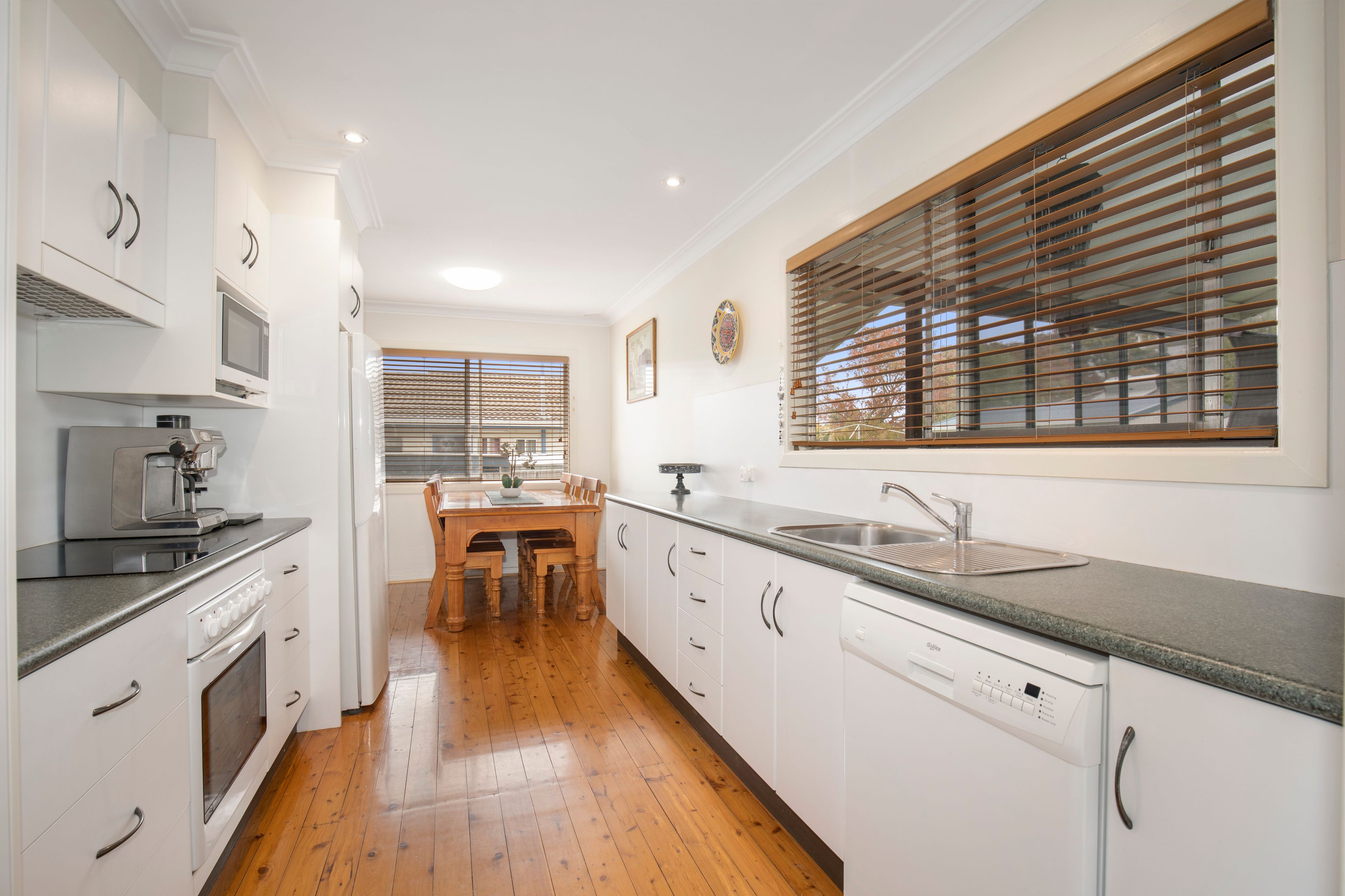 207 Chapel Street, Armidale, NSW 2350