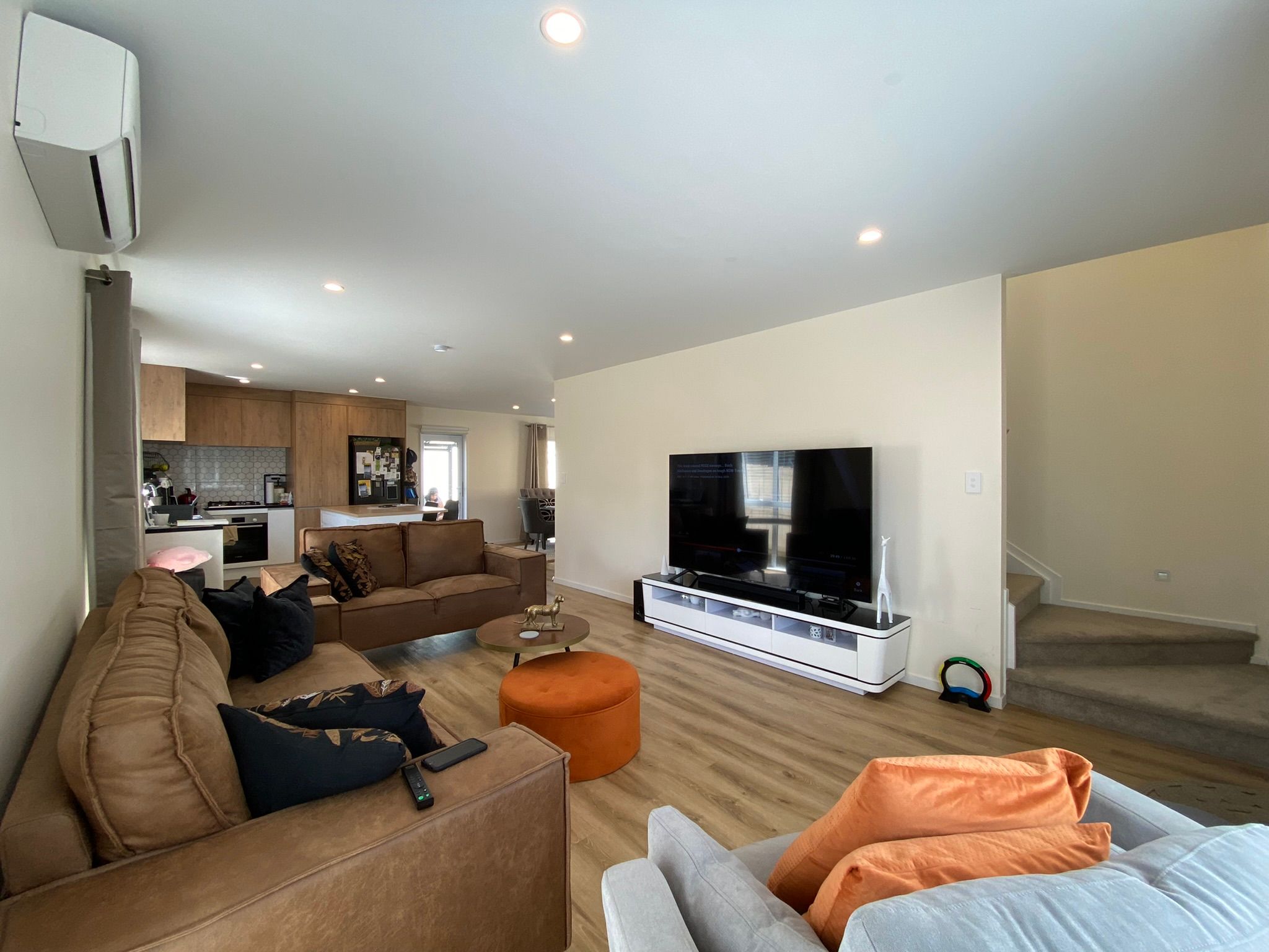 45 Rangeview Road, Sunnyvale, Waitakere City