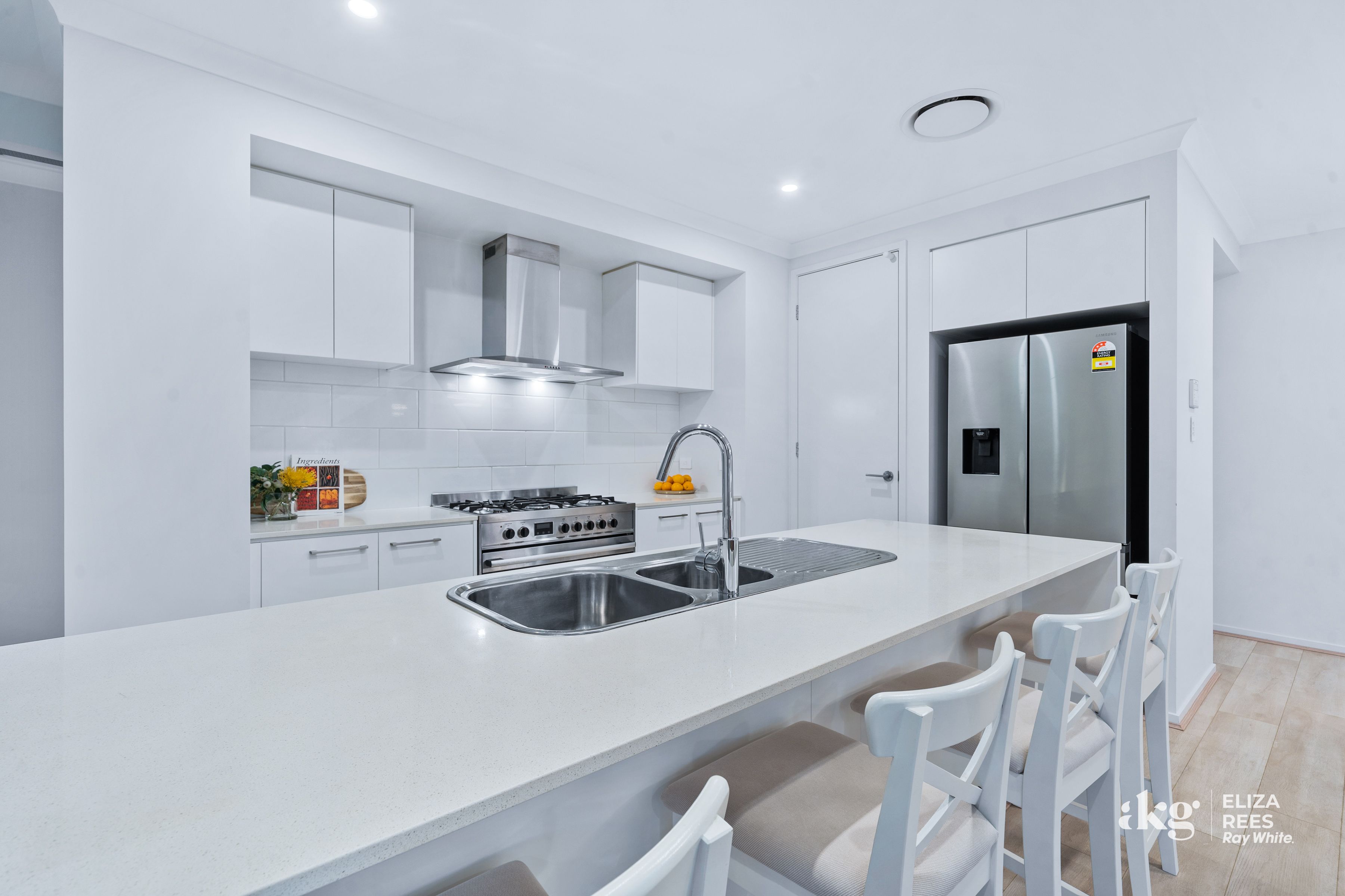 33 Bamboo Road — photo 4 of 28