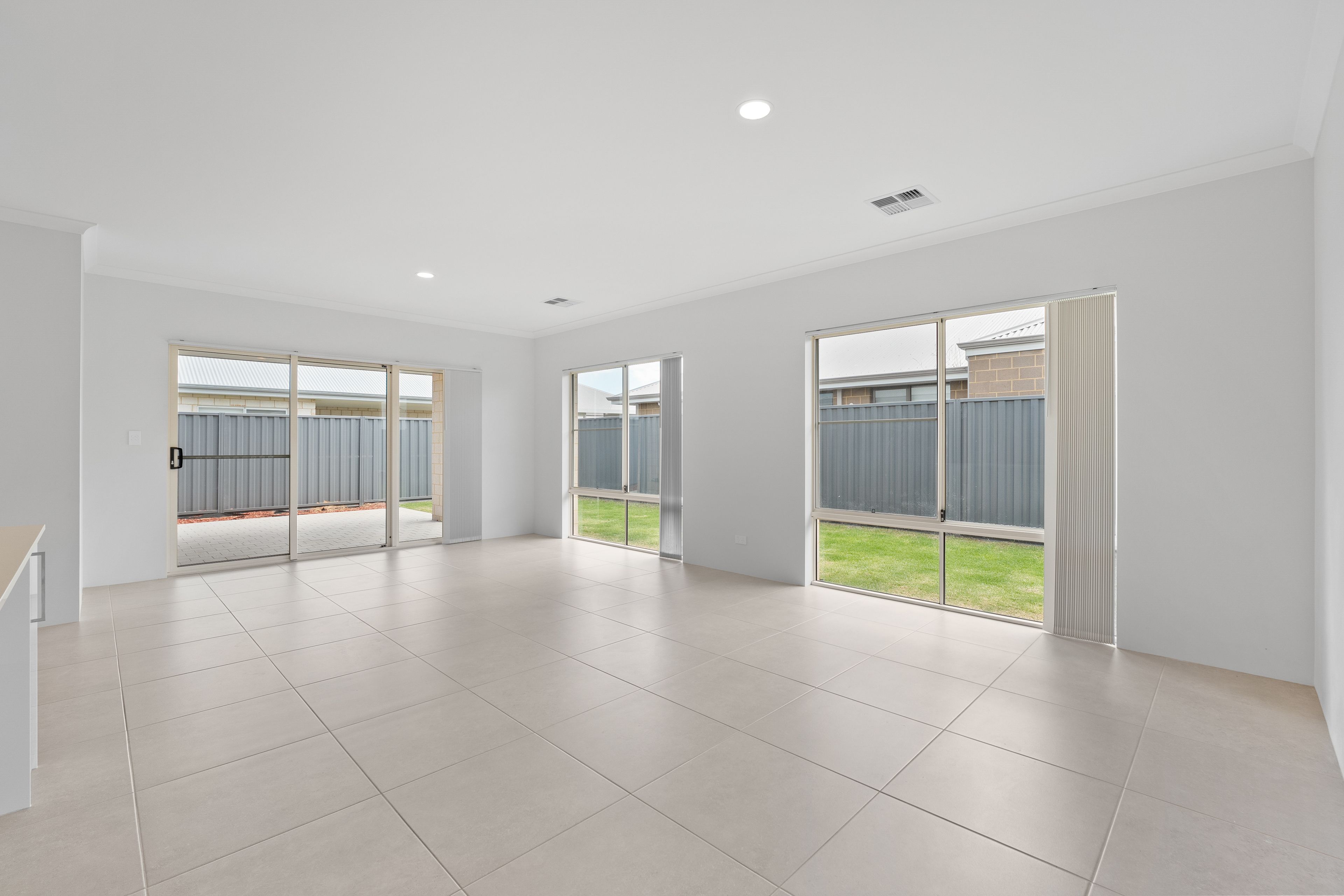 4 Bennetts Way — photo 3 of 30