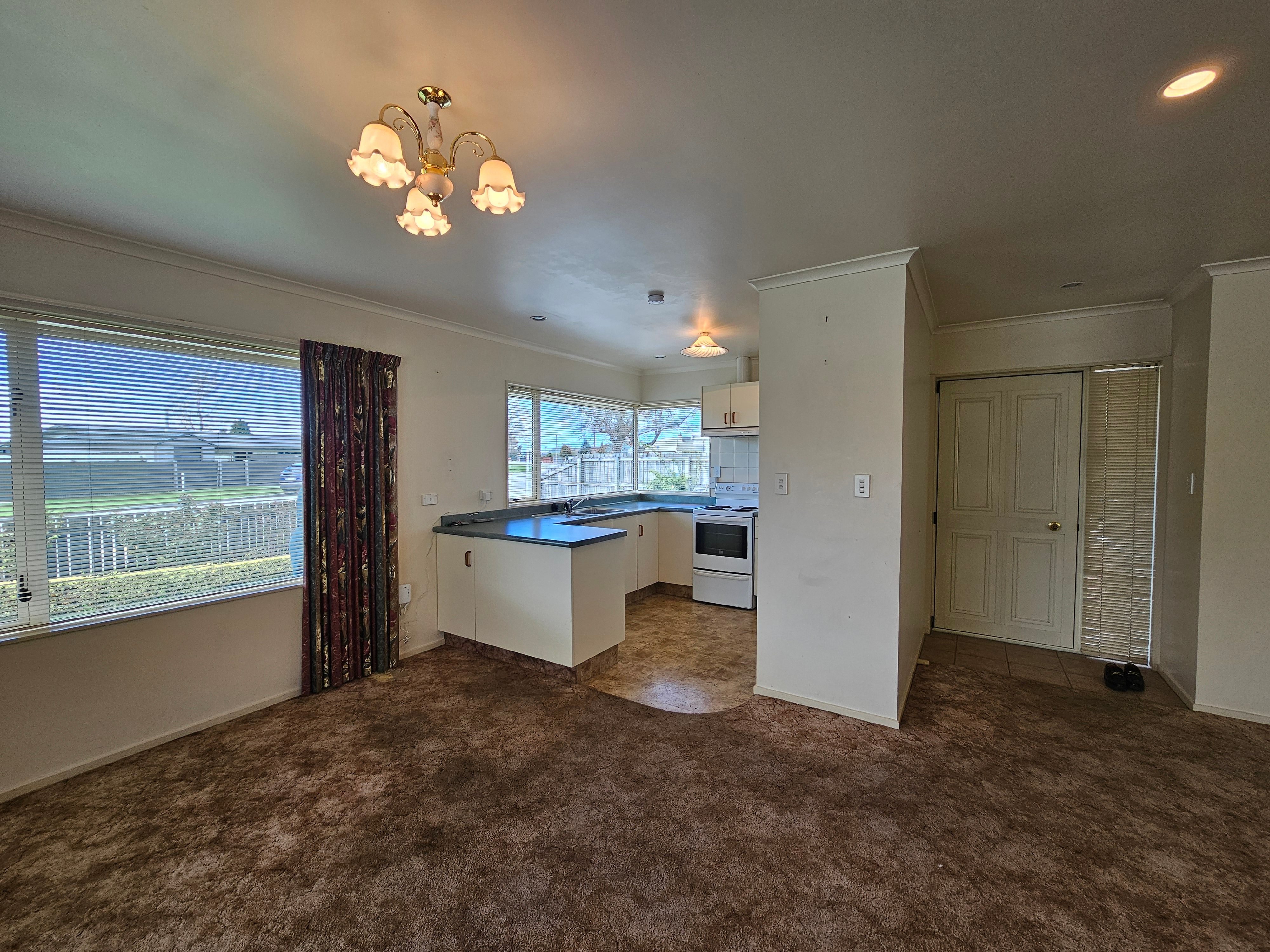 Three Bedroom Brick Beauty 4
