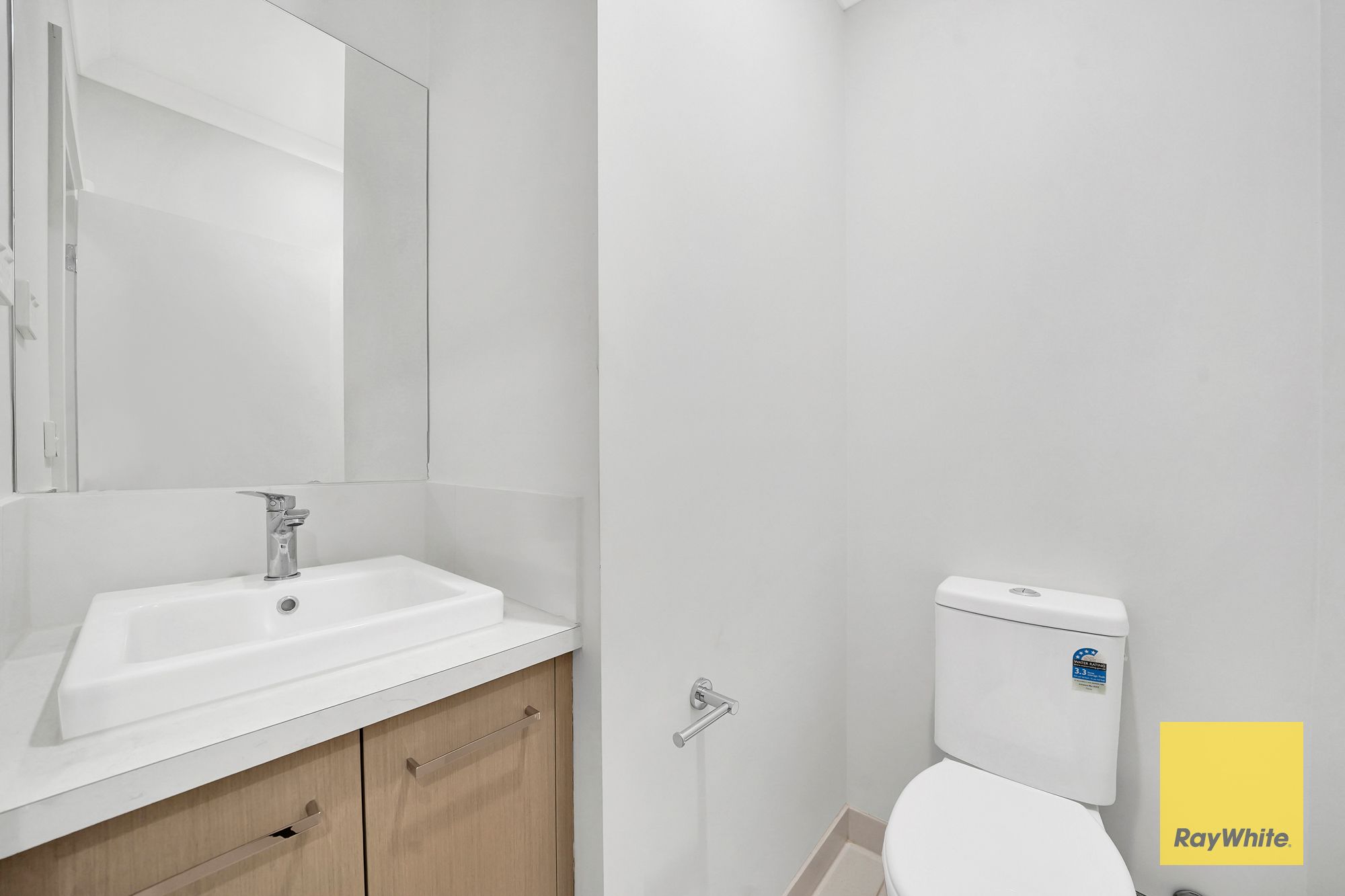 24 Primrose Avenue — photo 15 of 23