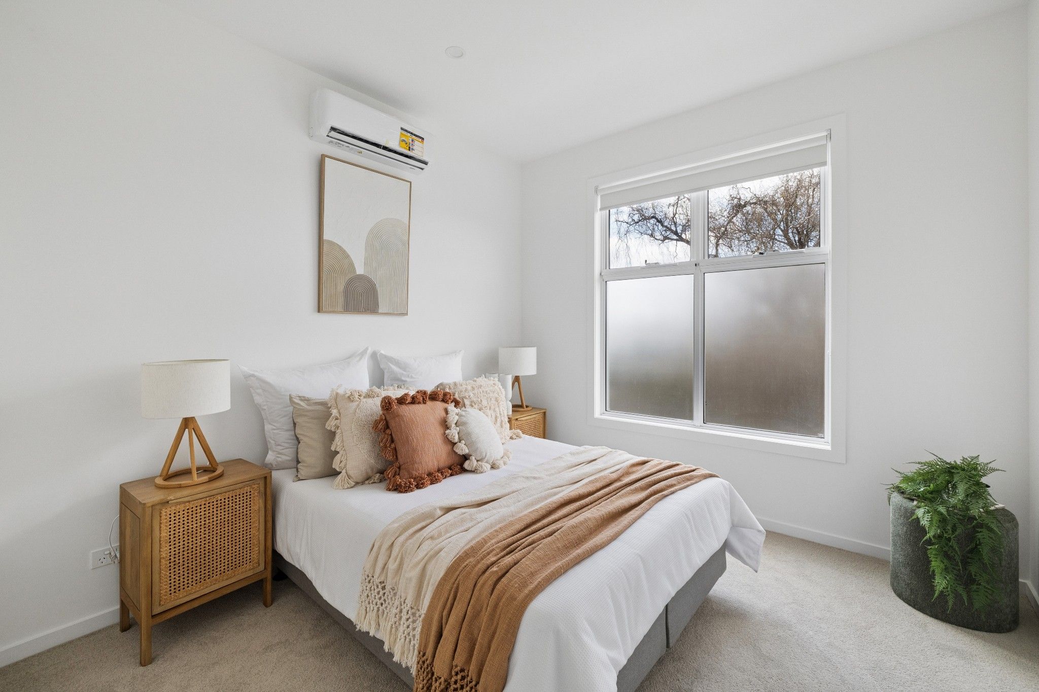 2/43 Dumbarton Street — photo 9 of 17