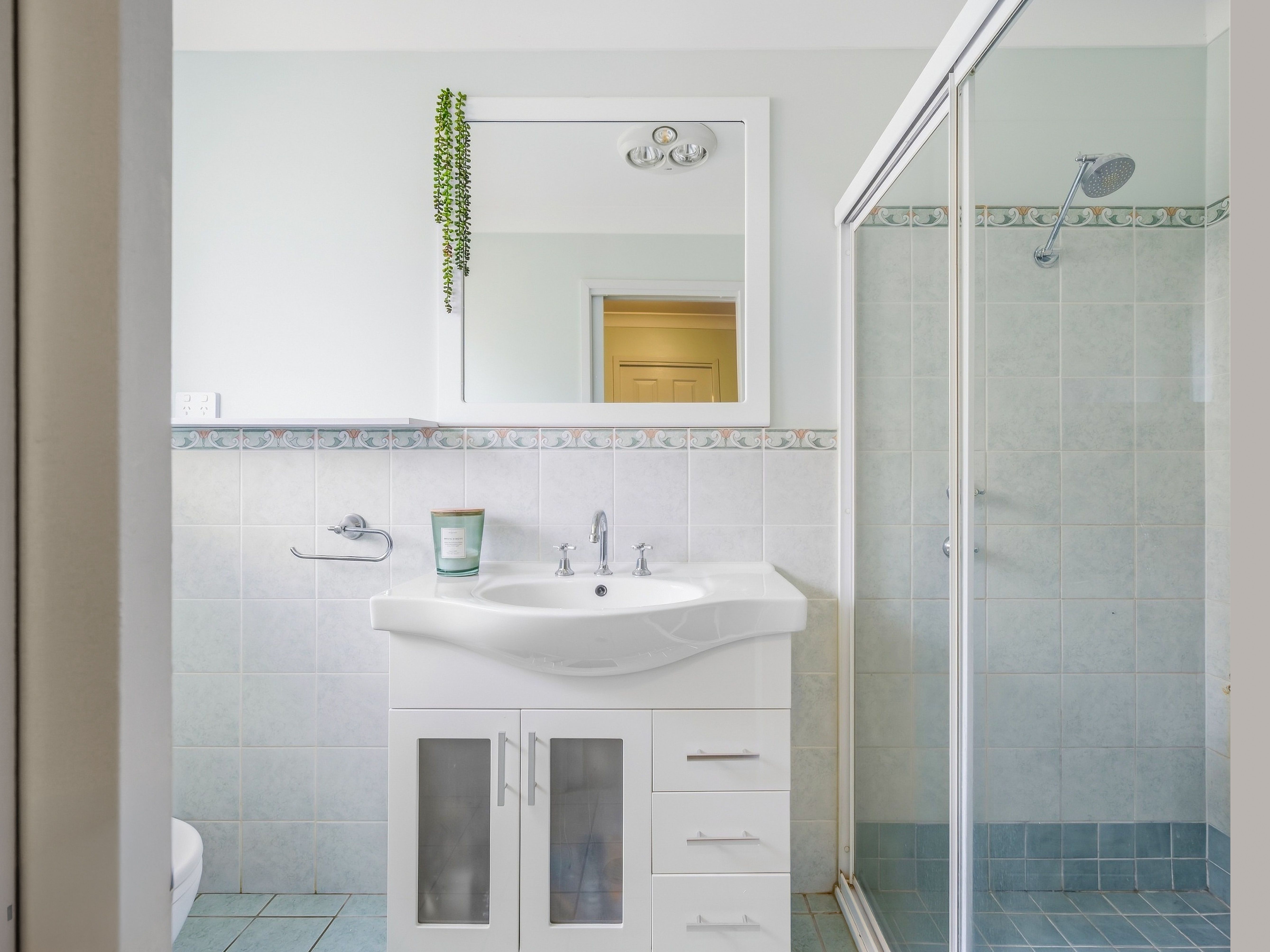 21 Ulmarra Avenue — photo 8 of 14