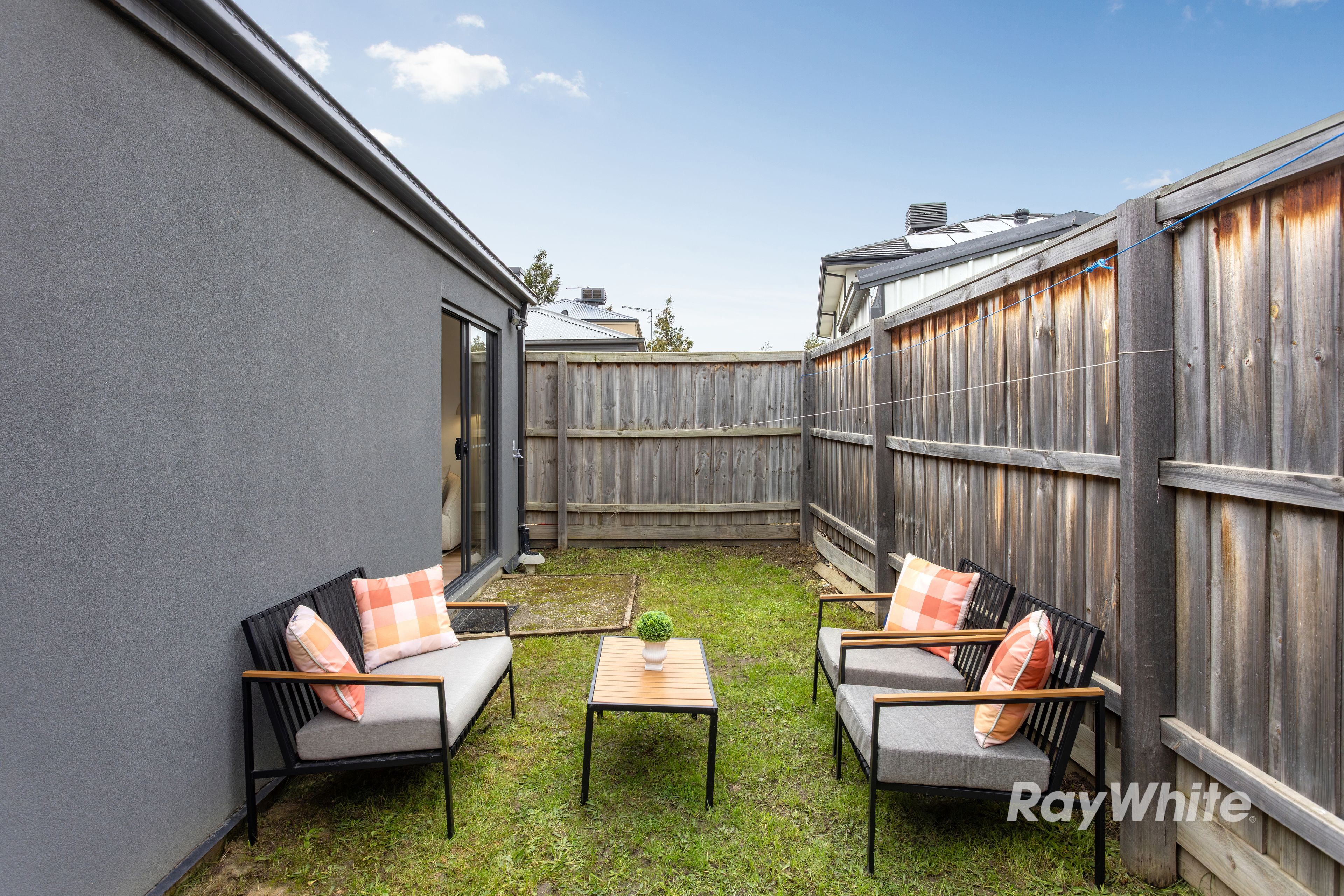 7 Alcott Way — photo 12 of 14