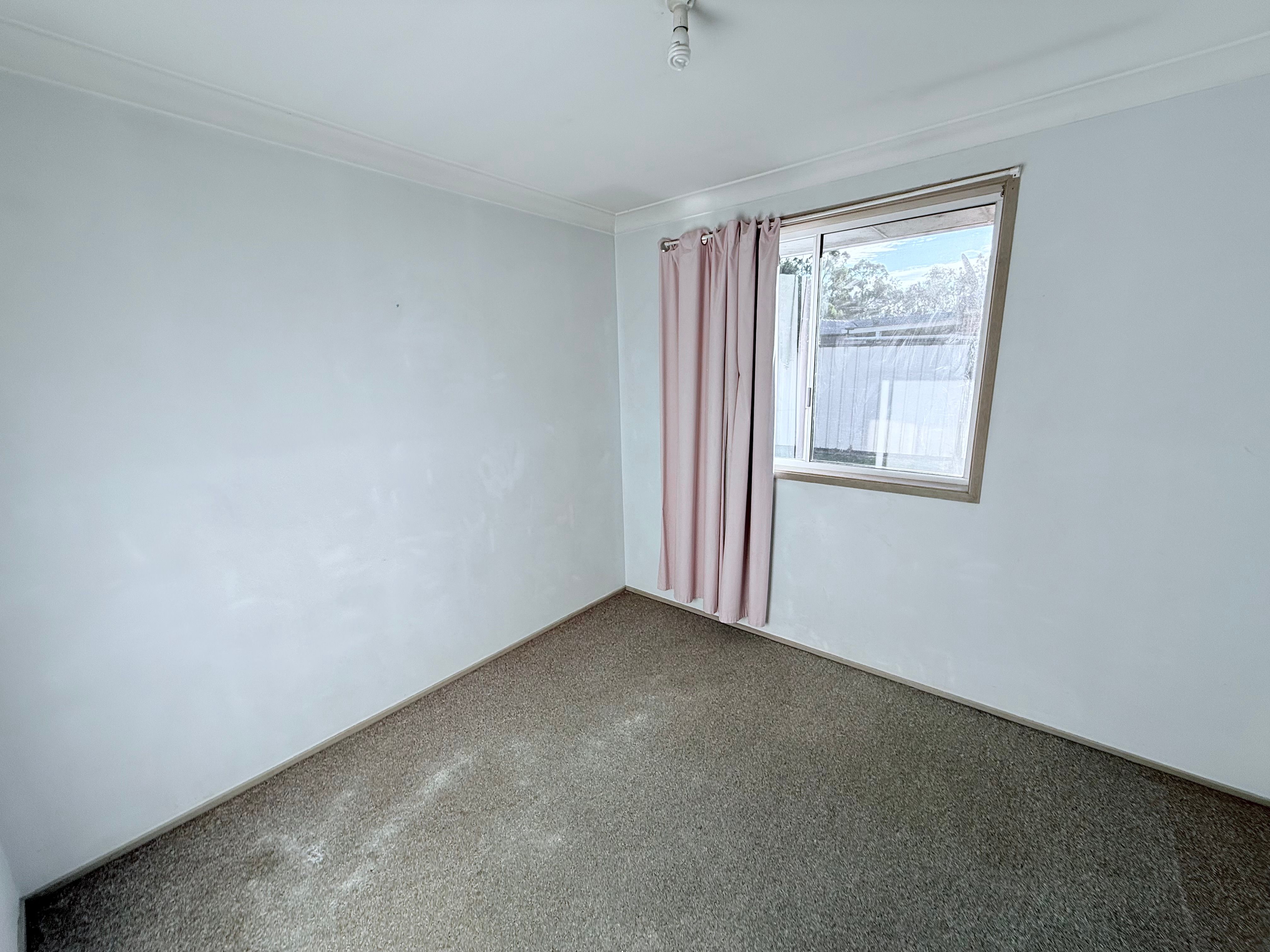 18 Werona Avenue, Claremont Meadows, NSW